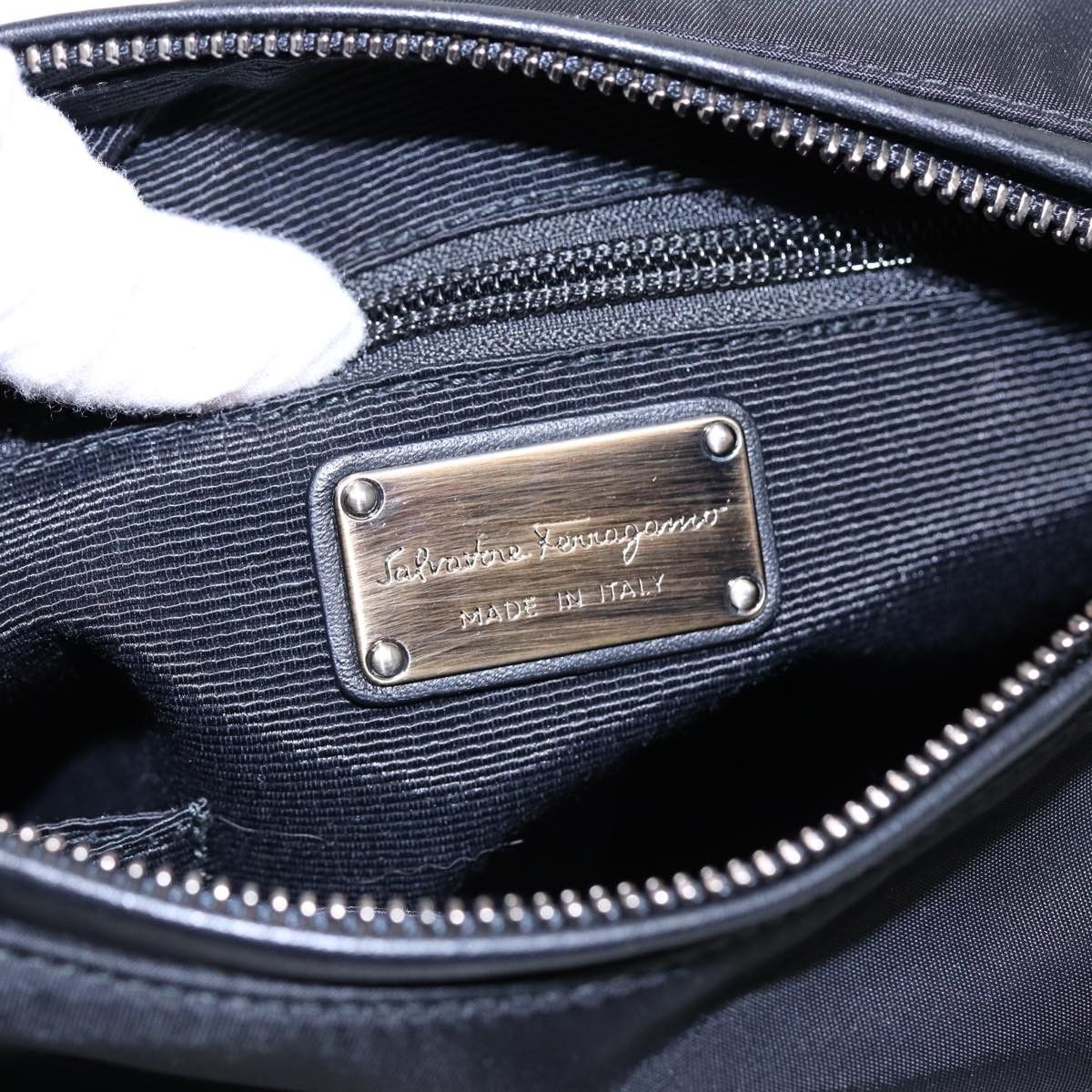 Salvatore Ferragamo Vara Black Synthetic Shoulder Bag (Pre-Owned) Size ONE SIZE - 13 Thumbnail