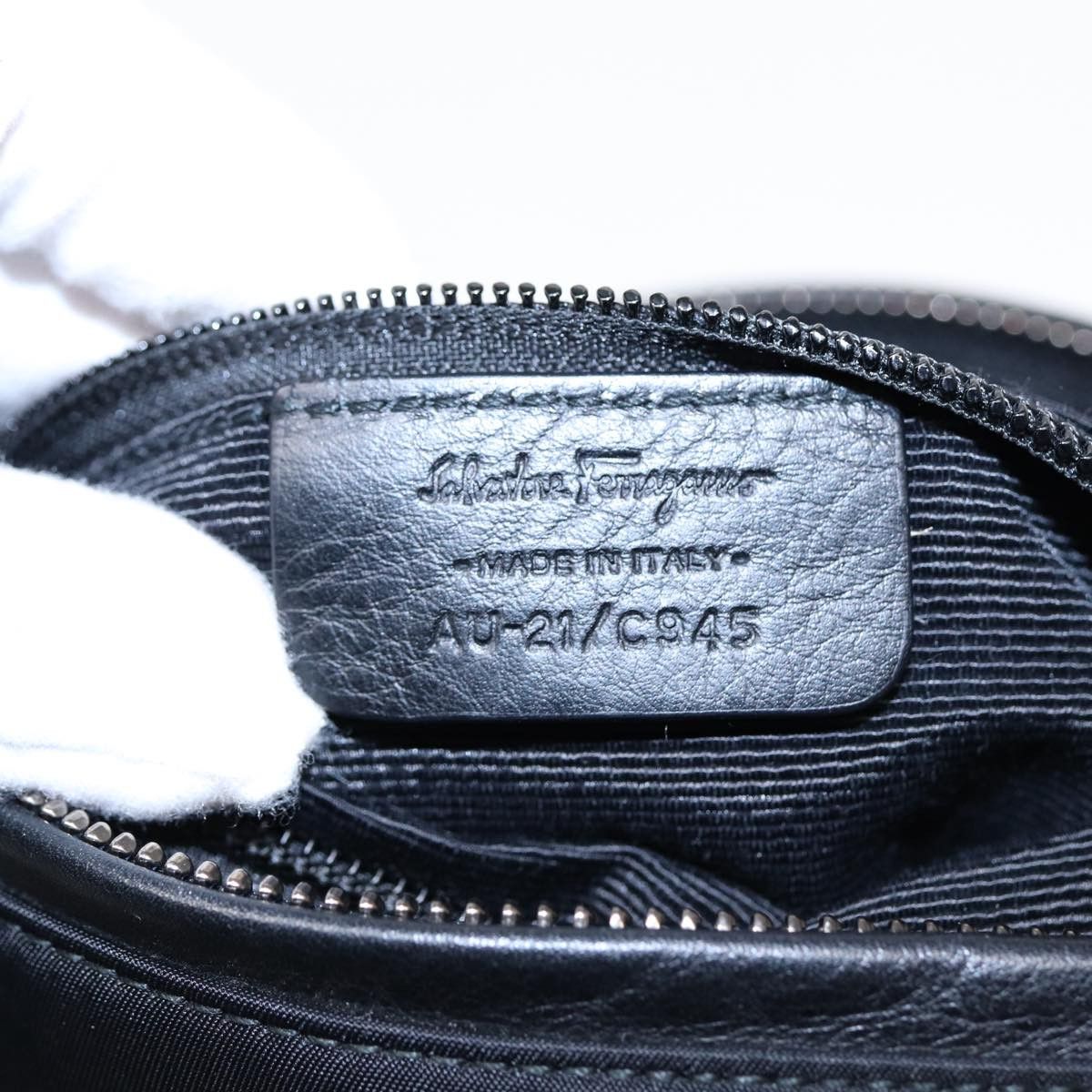 Salvatore Ferragamo Vara Black Synthetic Shoulder Bag (Pre-Owned) Size ONE SIZE - 6 Thumbnail