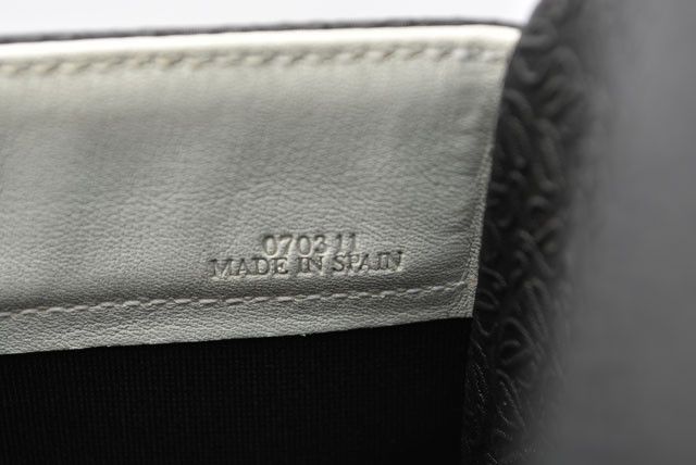 Loewe Loewe Loewe Coated Canvas Shoulder/Messenger Bag Black Canvas Crossbody Bag 2409a08-lo in Great Condition Size ONE SIZE - 10 Thumbnail