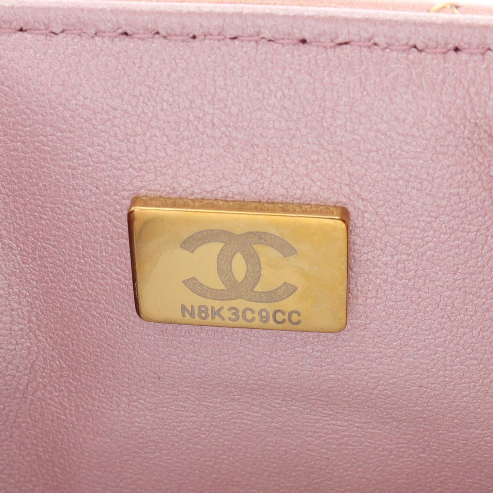 Chanel Chanel Classic Mini Single Flap Bag Leather Shoulder Bag A69900 in Great Condition Size ONE SIZE - 5 Thumbnail