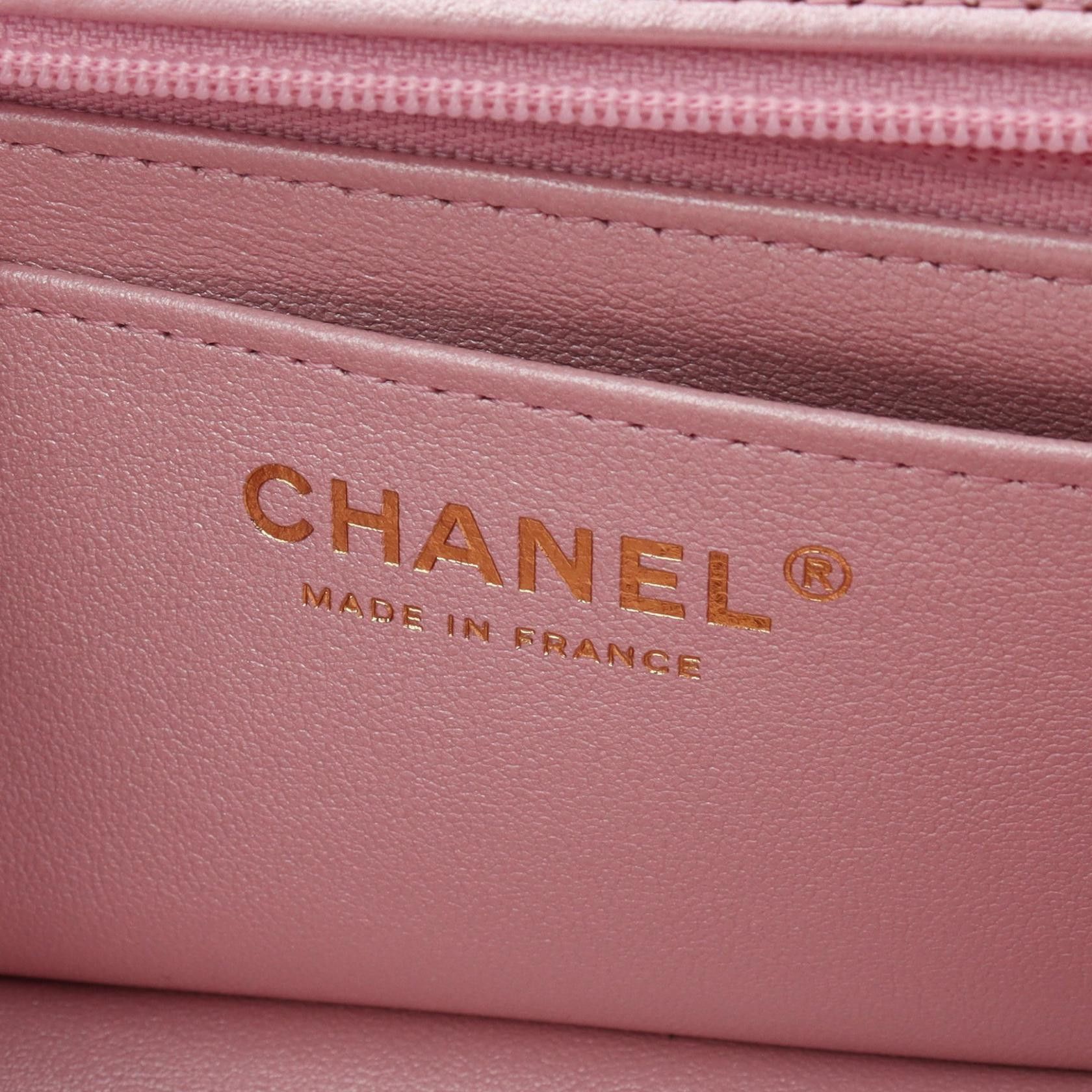 Chanel Chanel Classic Mini Single Flap Bag Leather Shoulder Bag A69900 in Great Condition Size ONE SIZE - 4 Thumbnail