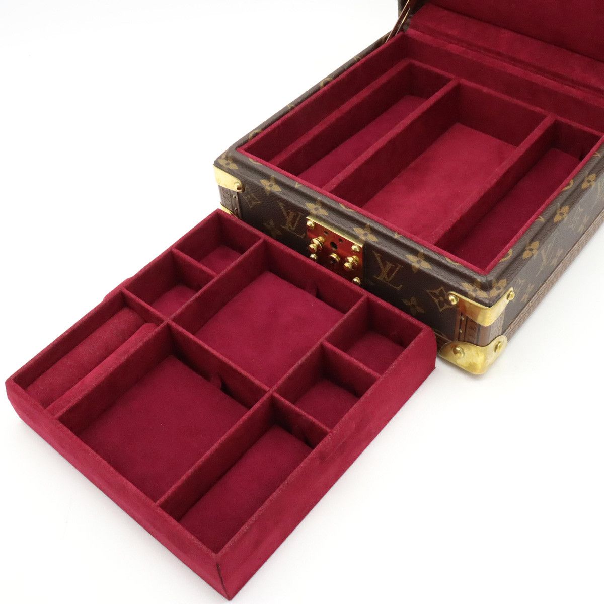 Louis Vuitton Louis Vuitton Louis Vuitton Monogram Jewelry Case M20040 Canvas Other M20040 in Great Condition Size ONE SIZE - 6 Thumbnail