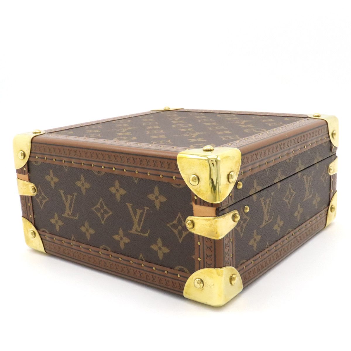 Louis Vuitton Louis Vuitton Louis Vuitton Monogram Jewelry Case M20040 Canvas Other M20040 in Great Condition Size ONE SIZE - 2 Thumbnail