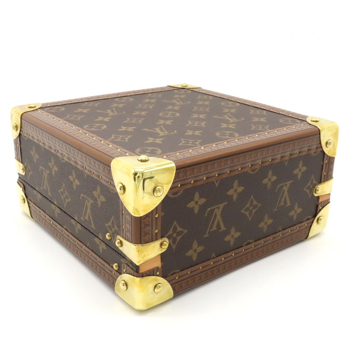 Louis Vuitton Louis Vuitton Louis Vuitton Monogram Jewelry Case M20040 Canvas Other M20040 in Great Condition Size ONE SIZE - 3 Thumbnail