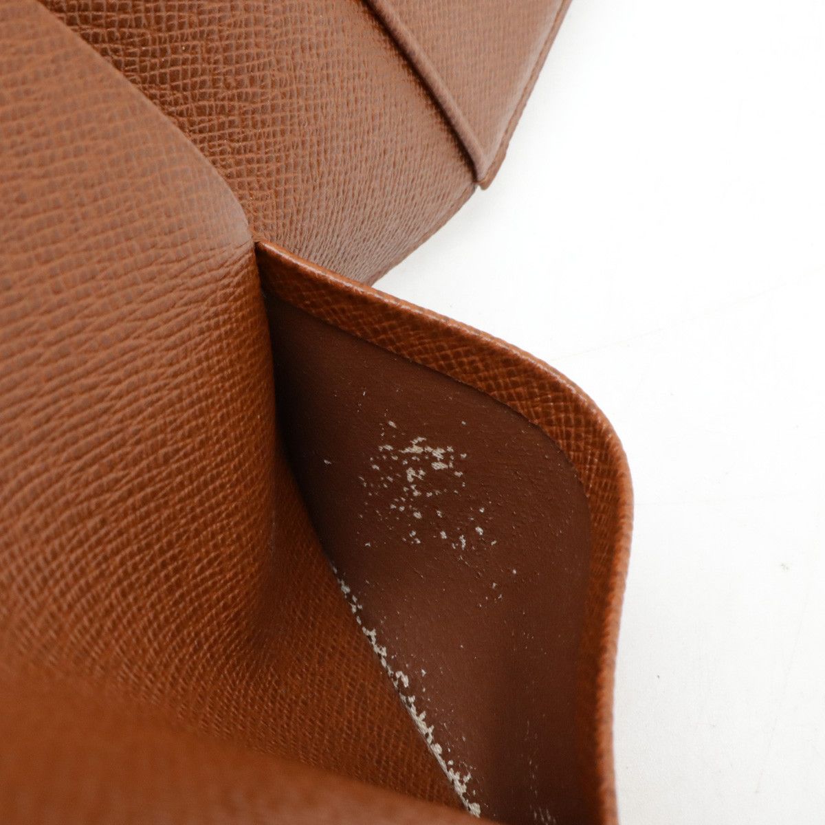 Louis Vuitton Louis Vuitton Louis Vuitton Monogram Passport Cover M60179 Canvas Other M60179 in Very Good Condition Size ONE SIZE - 6 Thumbnail