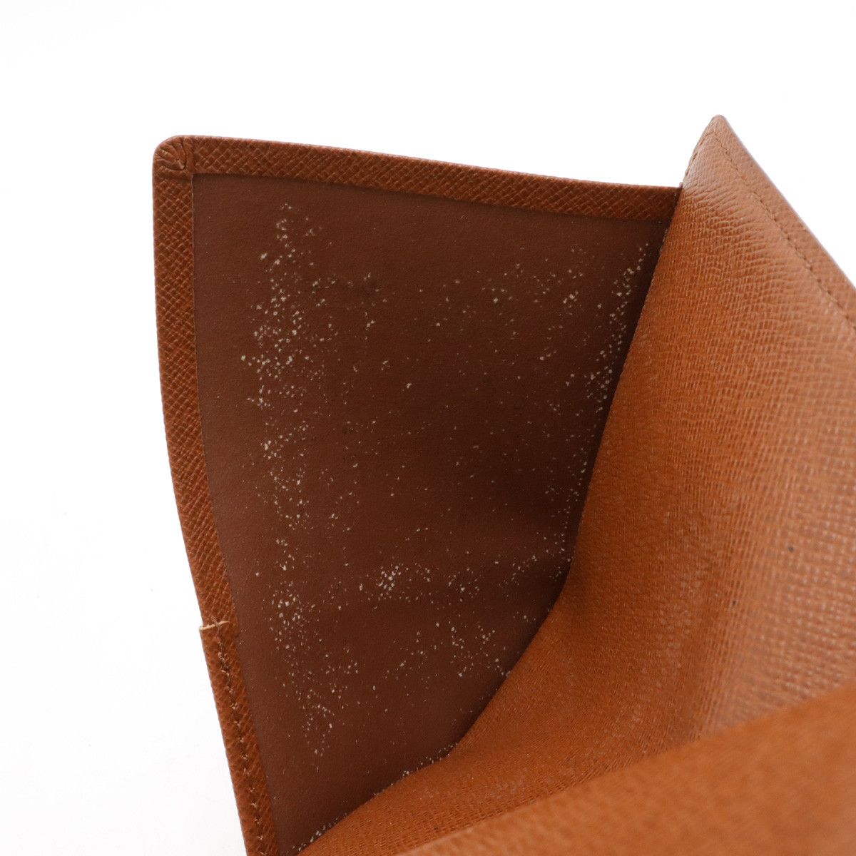 Louis Vuitton Louis Vuitton Louis Vuitton Monogram Passport Cover M60179 Canvas Other M60179 in Very Good Condition Size ONE SIZE - 5 Thumbnail