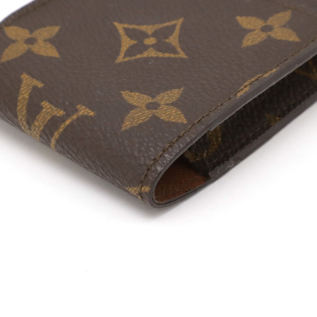 Louis Vuitton Louis Vuitton Louis Vuitton Monogram Cigarette Case M63024 Canvas Other M63024 in Great Condition Size ONE SIZE - 3 Thumbnail