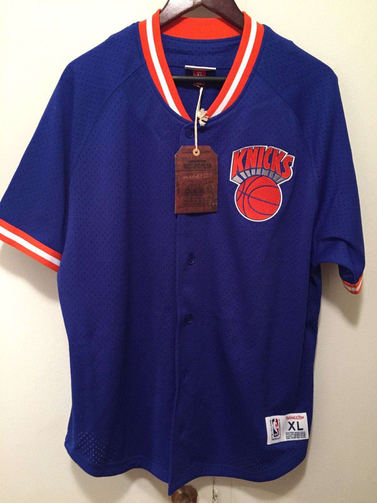Knicks baseball jersey hotsell