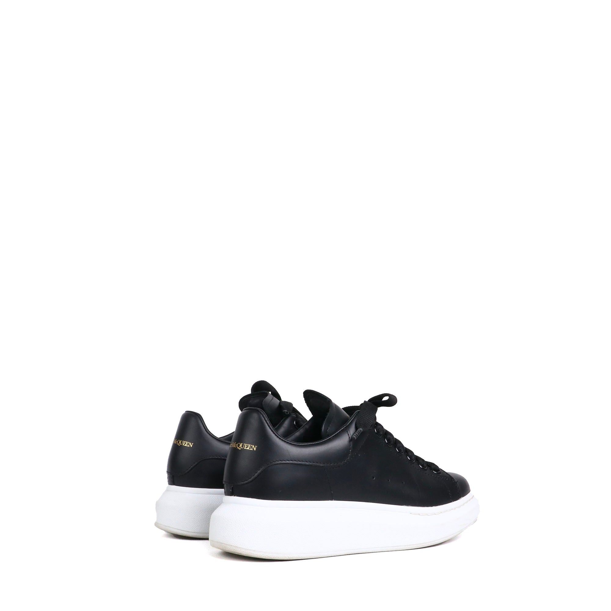 Alexander McQueen ALEXANDER MCQUEEN - Oversized Alexander McQueen sneakers in black leather (T36.5) Size US 5.5 / IT 35.5 - 3 Thumbnail
