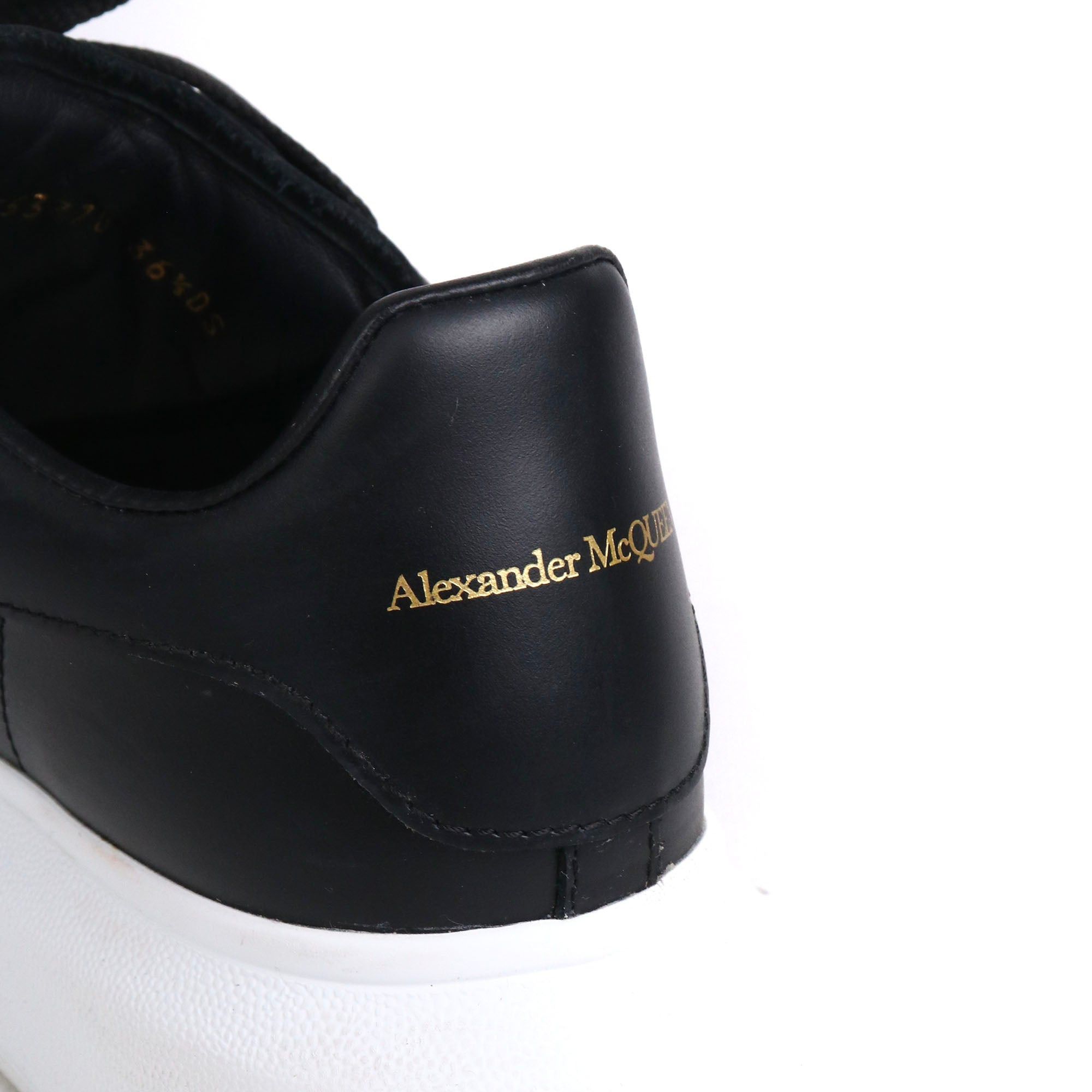 Alexander McQueen ALEXANDER MCQUEEN - Oversized Alexander McQueen sneakers in black leather (T36.5) Size US 5.5 / IT 35.5 - 6 Thumbnail