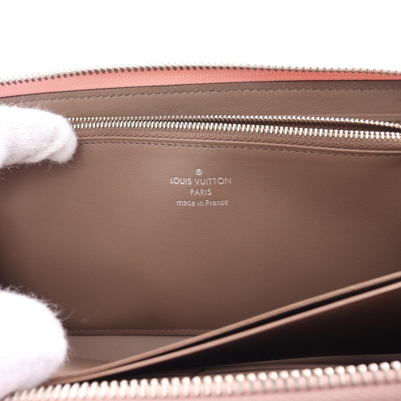 Louis Vuitton Louis Vuitton Portefeuille Comète Leather Long Wallet M63103 in Great Condition Size ONE SIZE - 4 Thumbnail