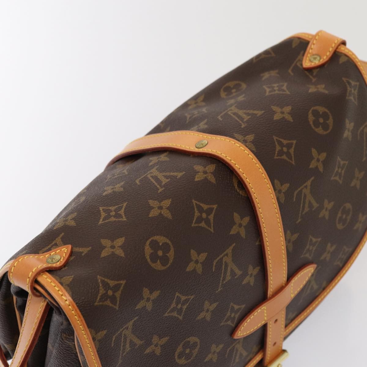 Louis Vuitton Saumur Brown Canvas Shoulder Bag (Pre-Owned) Size ONE SIZE - 10 Thumbnail