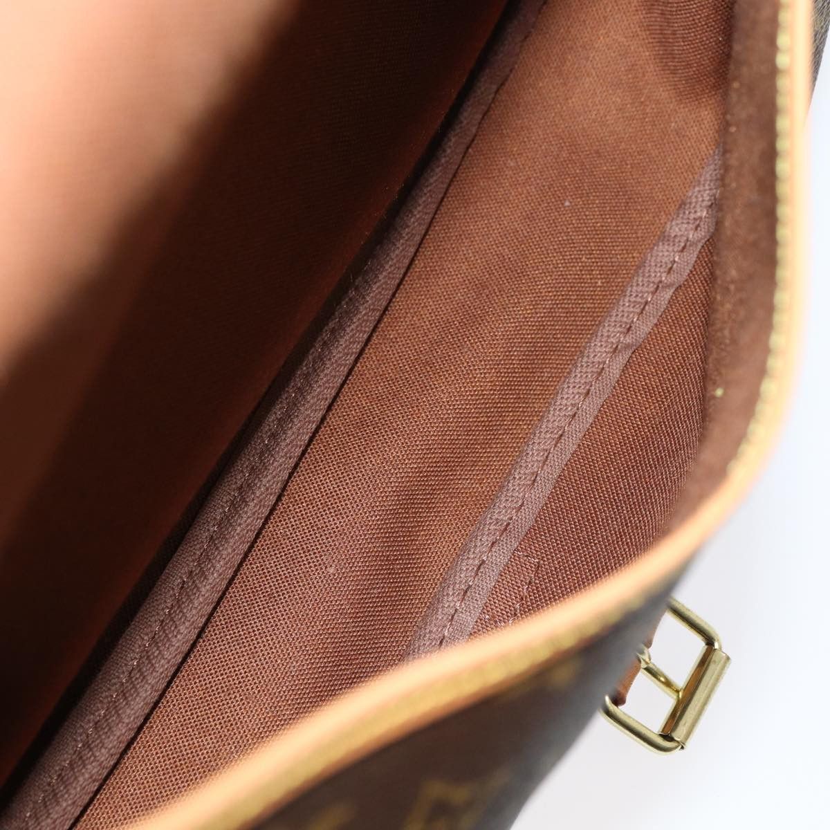 Louis Vuitton Saumur Brown Canvas Shoulder Bag (Pre-Owned) Size ONE SIZE - 5 Thumbnail