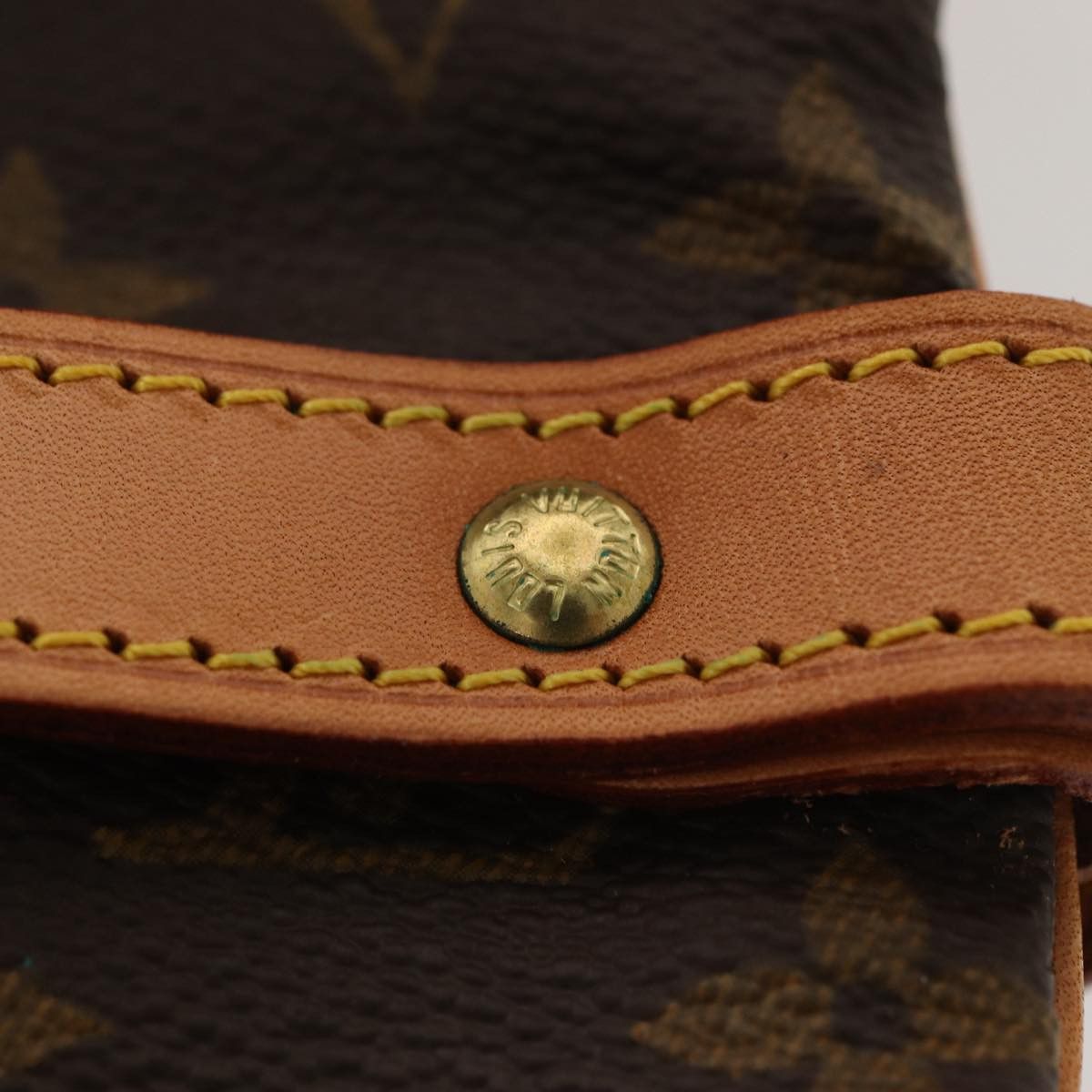 Louis Vuitton Saumur Brown Canvas Shoulder Bag (Pre-Owned) Size ONE SIZE - 20 Thumbnail
