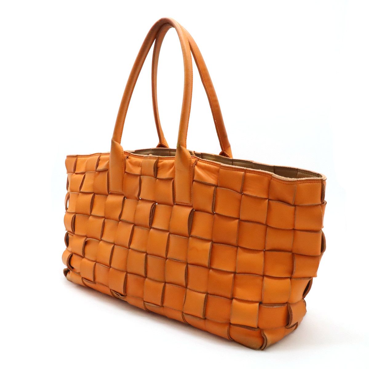 Bottega Veneta Bottega Veneta Bottega Veneta Leather Maxi Intrecciato Tote Bag 607668 Leather Tote Bag 607668 in Good Condition Size ONE SIZE - 2 Thumbnail