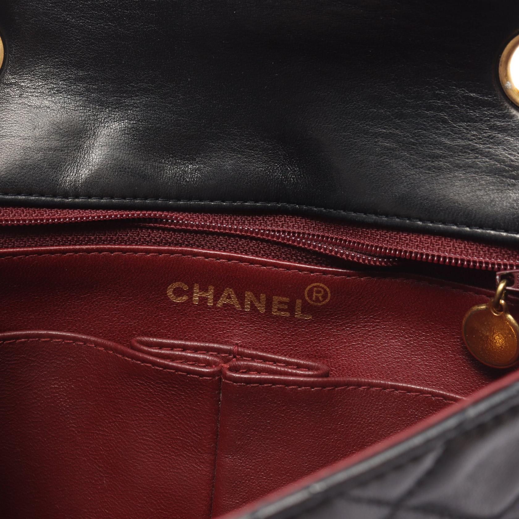 Chanel Chanel Mini Classic Single Flap Bag Leather Shoulder Bag 2249965 in Very Good Condition Size ONE SIZE - 4 Thumbnail