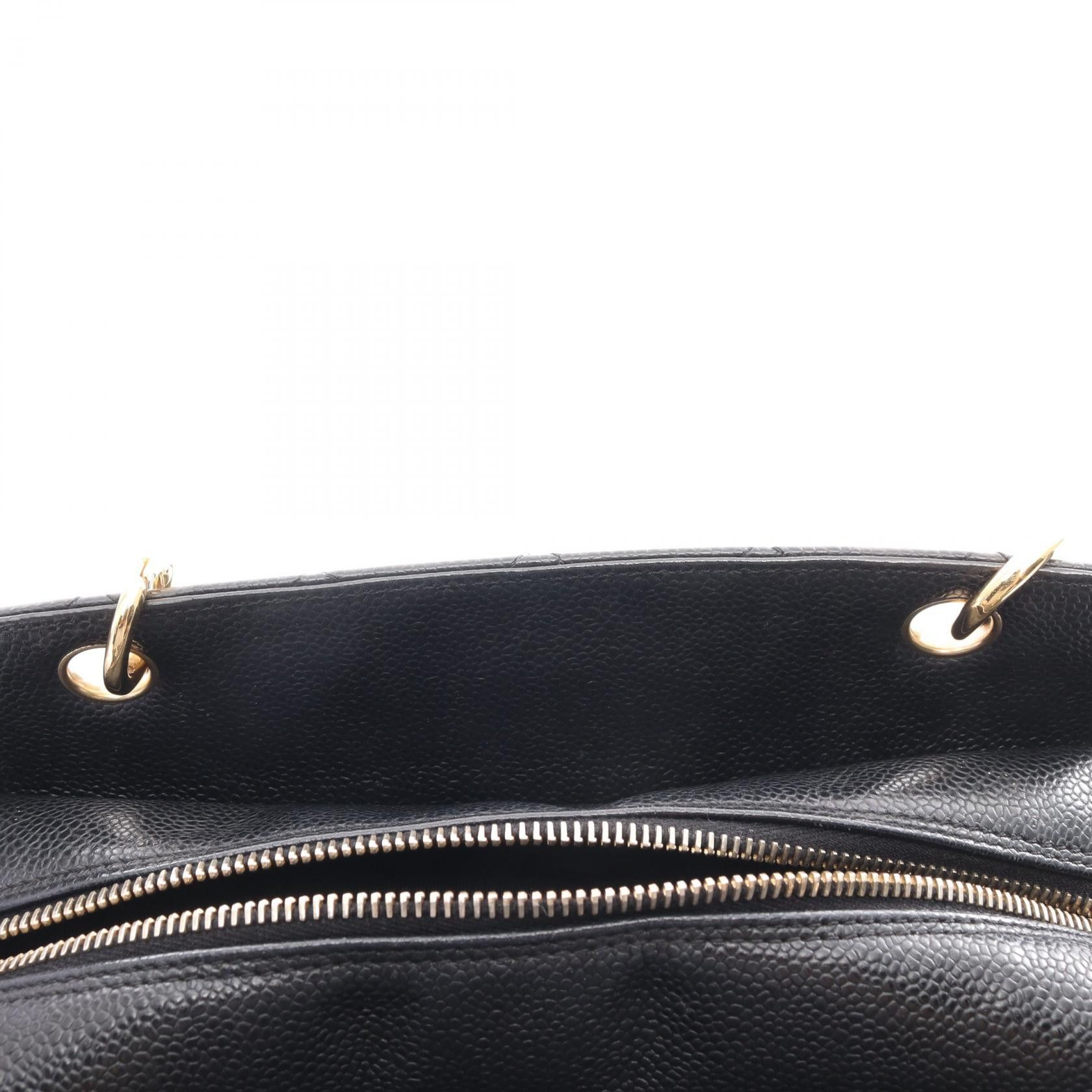 Chanel Chanel CC Caviar Matelasse Chain Shoulder Bag Leather Tote Bag A18004 in Great Condition Size ONE SIZE - 8 Thumbnail