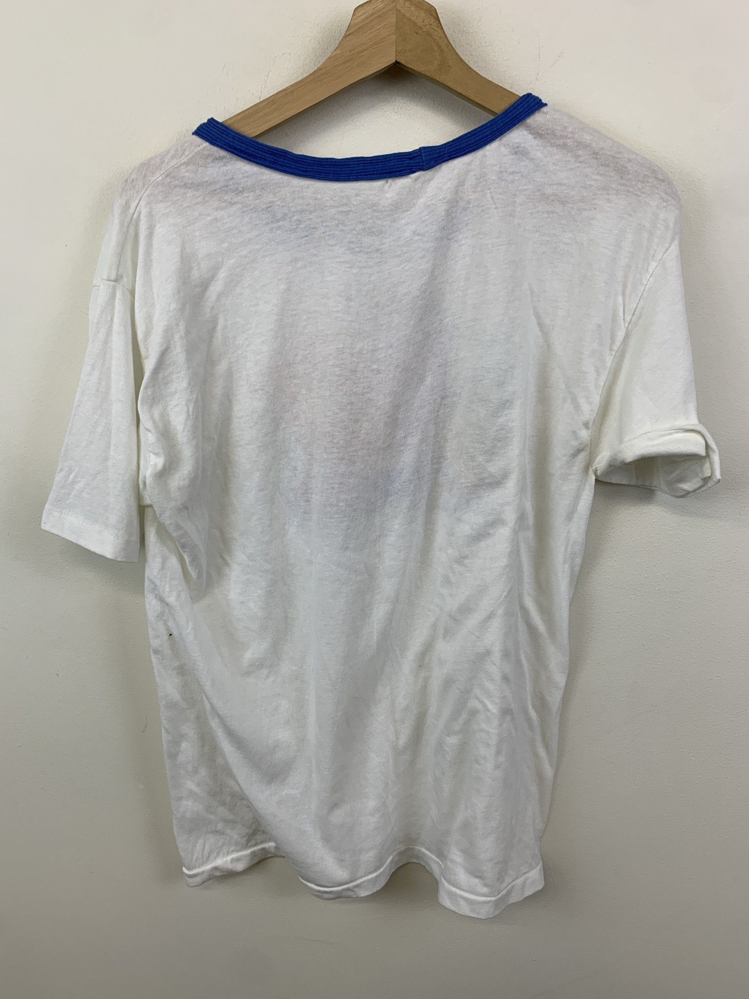 Vintage Vintage 1980s Hershey's Chocolate Band Single Stitch Ringer Tee 80s 90s Size M Size US M / EU 48-50 / 2 - 5 Thumbnail
