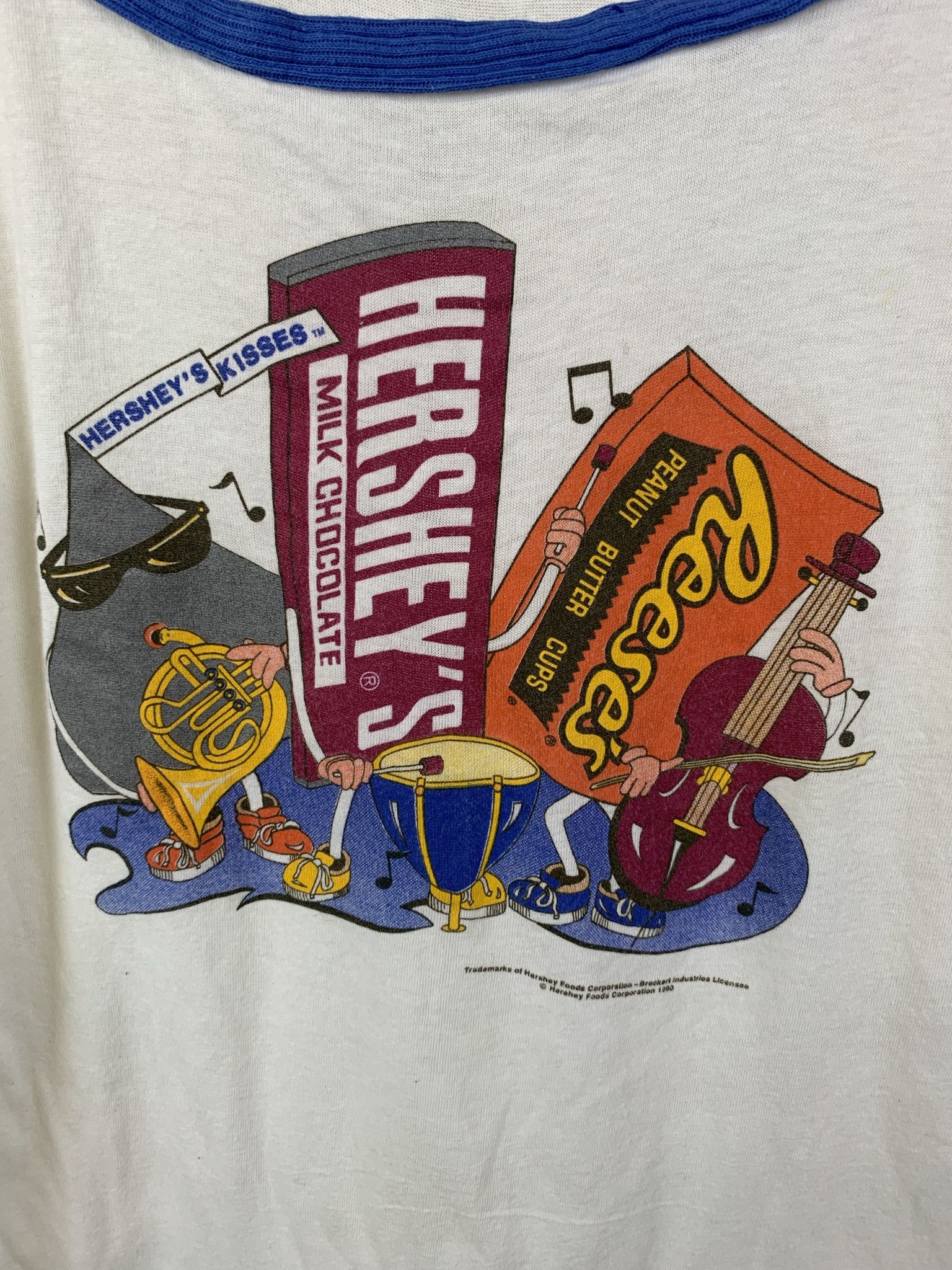Vintage Vintage 1980s Hershey's Chocolate Band Single Stitch Ringer Tee 80s 90s Size M Size US M / EU 48-50 / 2 - 3 Thumbnail