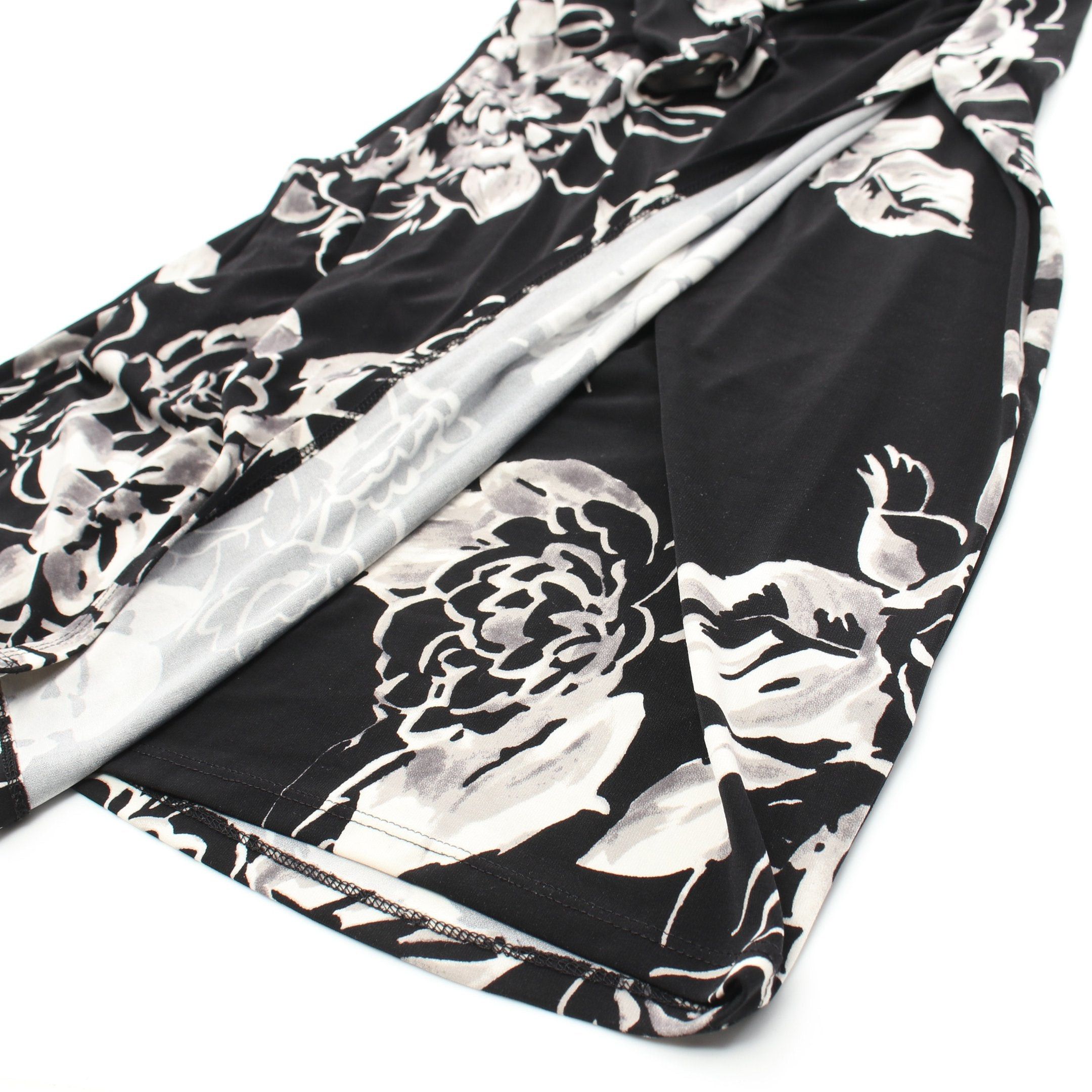 Ralph Lauren Ralph Lauren One Piece Cachecoeur Floral Black White Gray Size ONE SIZE - 7 Thumbnail