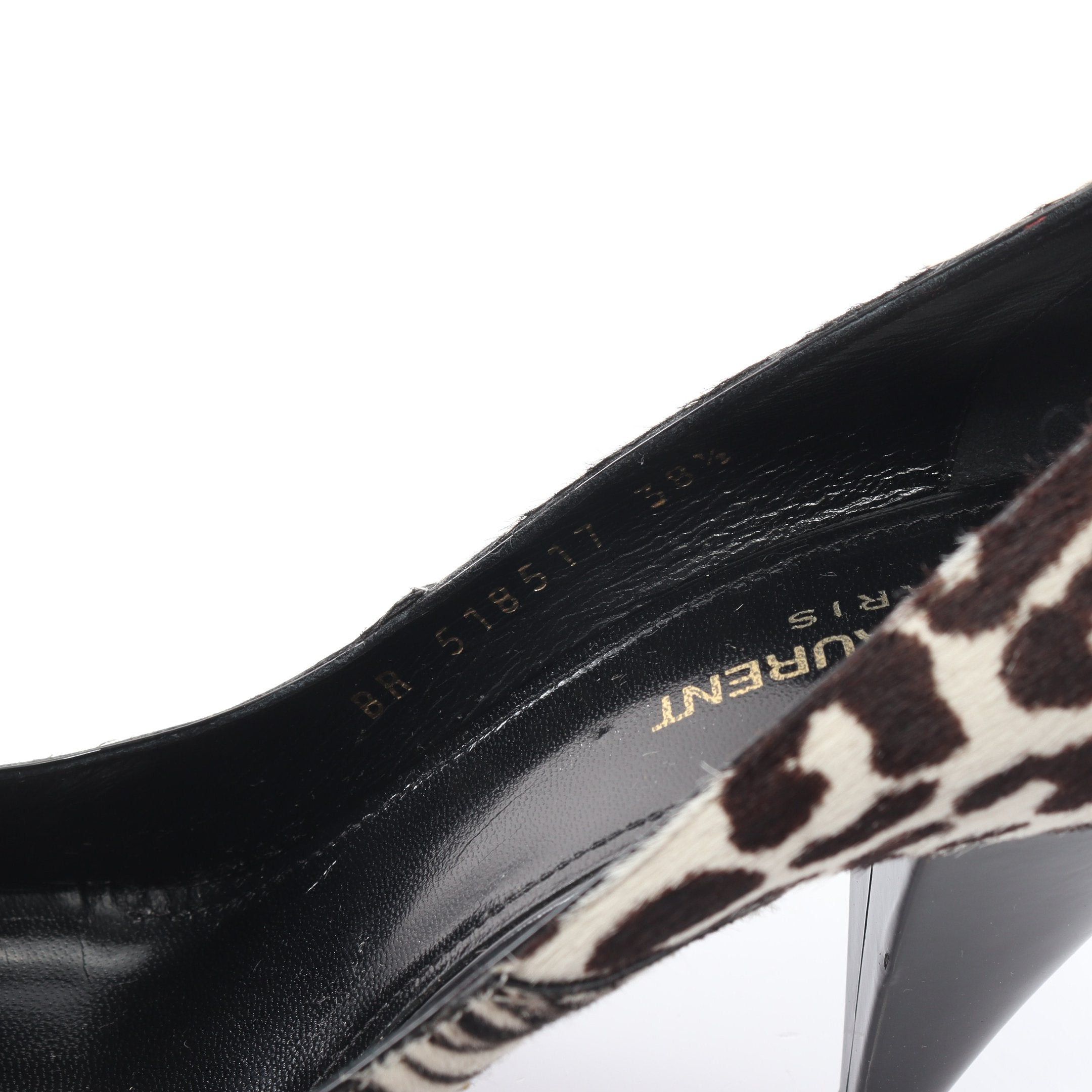 Yves Saint Laurent Yves Saint Laurent Pointed Toe Pumps Animal Print Unborn Calf Off White Black Size ONE SIZE - 11 Thumbnail