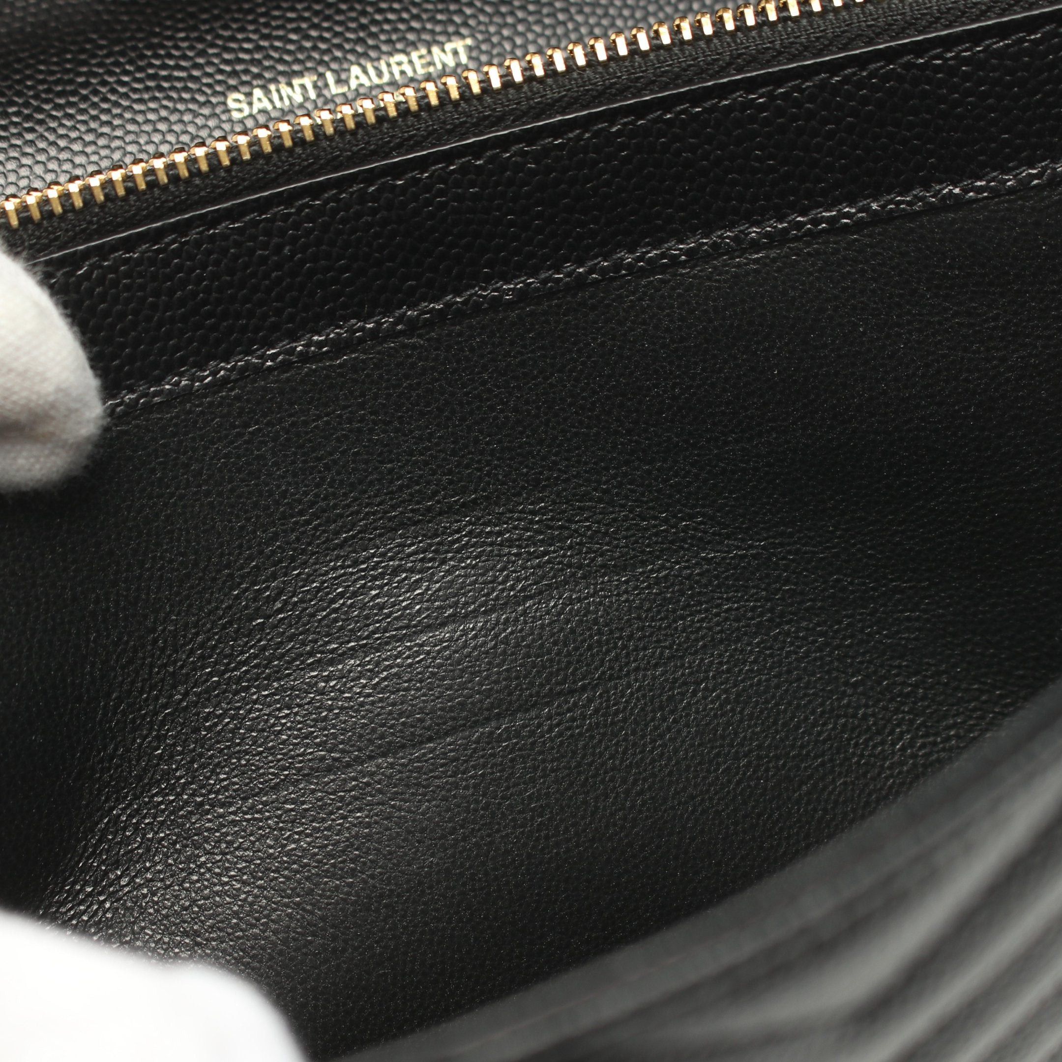 Yves Saint Laurent Yves Saint Laurent Monogram Saint Laurent Chain Wallet Leather Black Size ONE SIZE - 5 Thumbnail