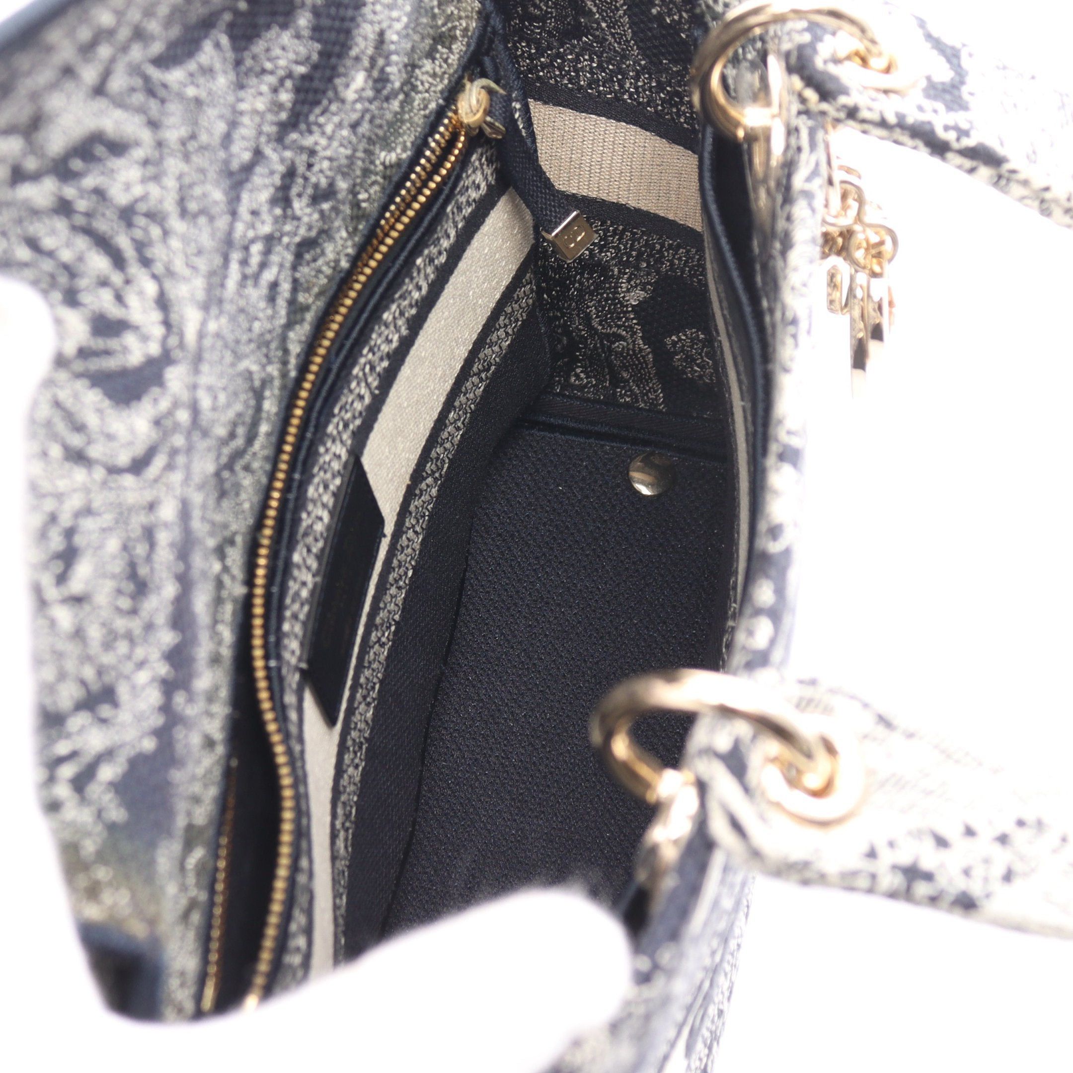Dior Dior Lady Medium Bag Embroidery Handbag Canvas Ivory Navy Size ONE SIZE - 3 Thumbnail