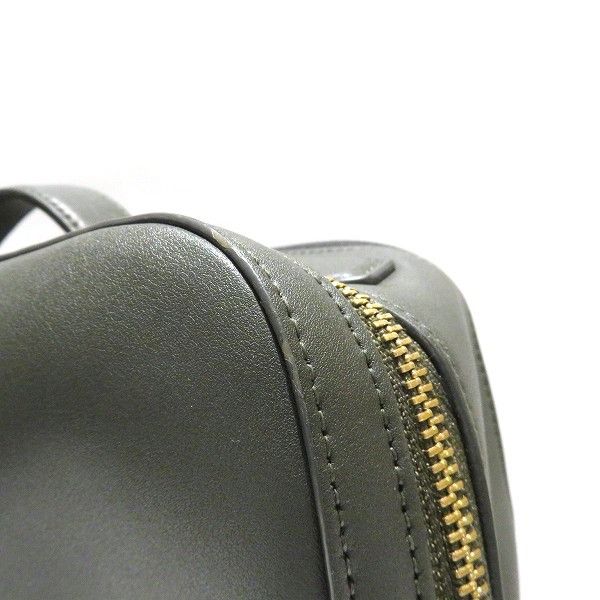 Paul Smith Paul Smith Paul Smith Leather Square Backpack Leather Backpack in Good Condition Size ONE SIZE - 7 Thumbnail