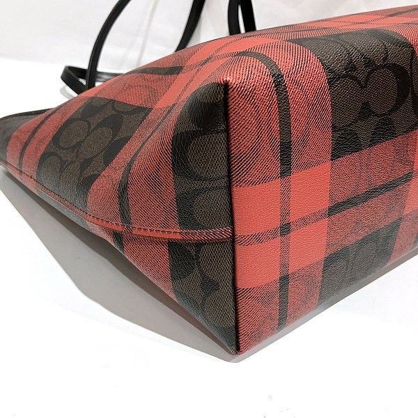 Coach Coach Coach Signature PVC Leather Tote Bag F80028 Plastic Tote Bag F80028 in Great Condition Size ONE SIZE - 4 Thumbnail