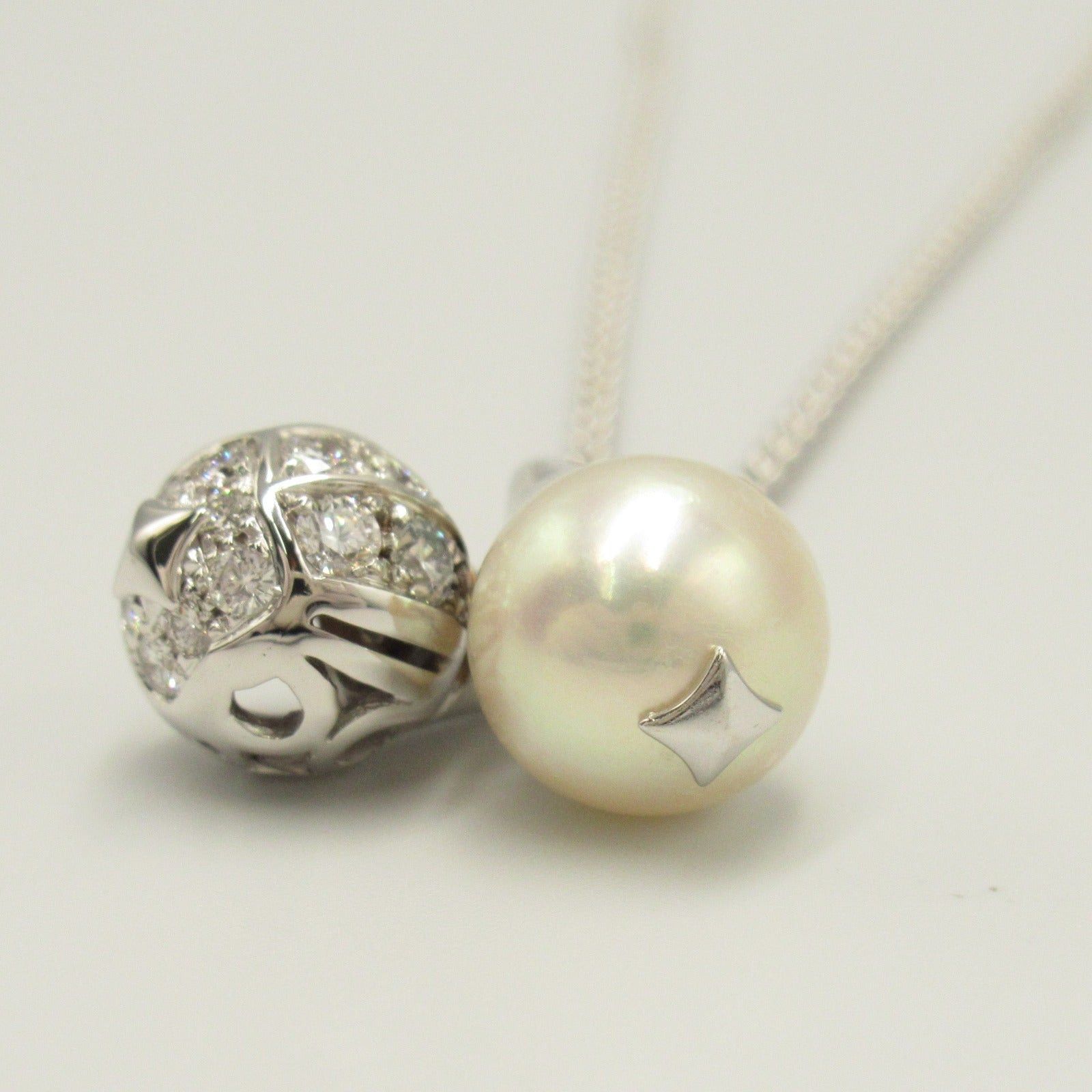 Bvlgari Bvlgari Pearl Diamond Necklace K18Wg (White Gold) Clear White Size ONE SIZE - 7 Thumbnail