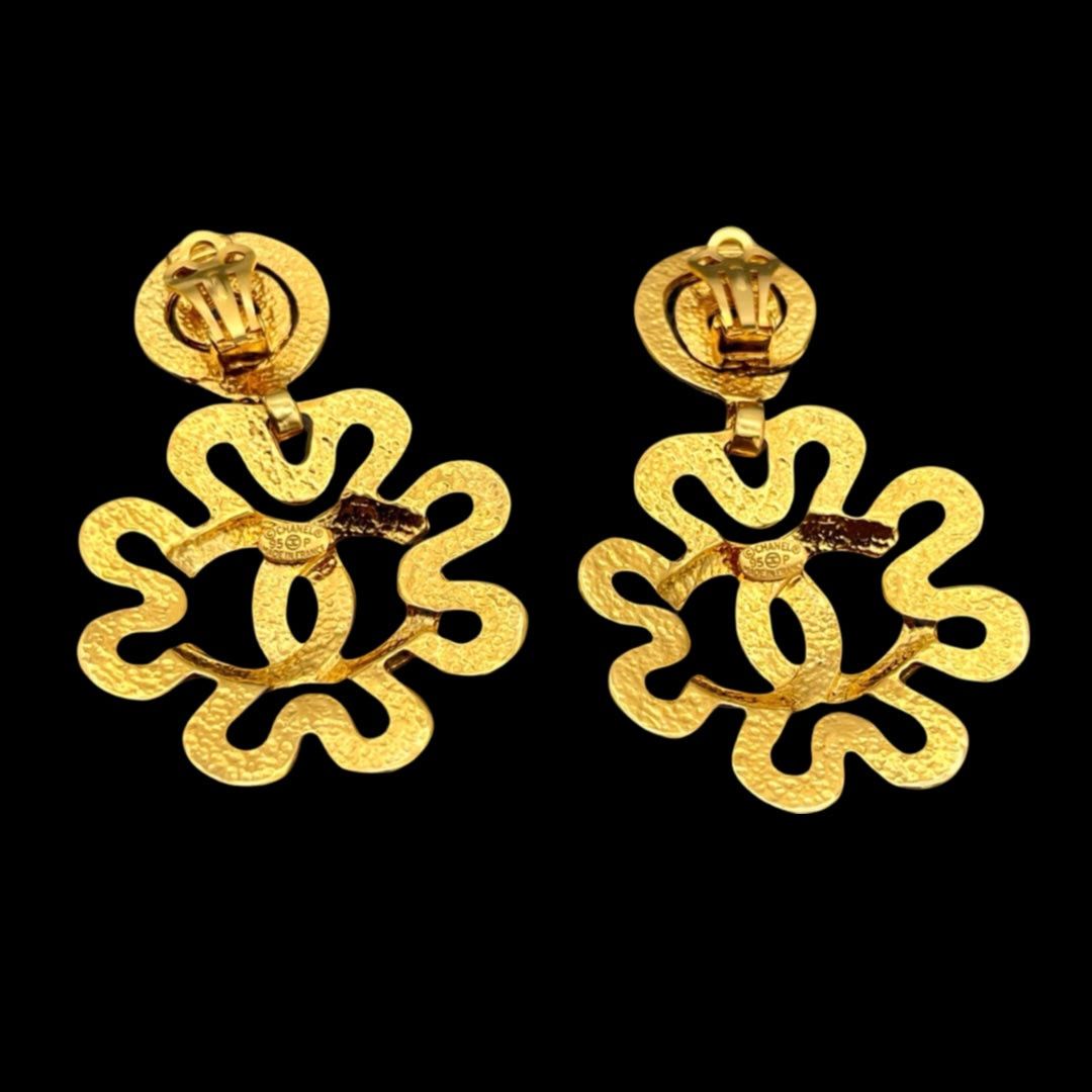 Chanel Chanel Flower Motif Jumbo Coco Mark Swing Earrings 95P Size ONE SIZE - 6 Thumbnail