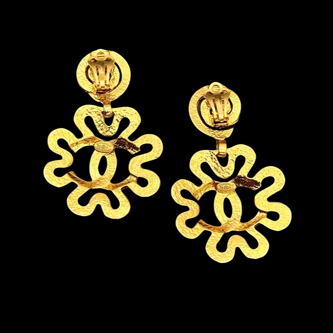 Chanel Chanel Flower Motif Jumbo Coco Mark Swing Earrings 95P Size ONE SIZE - 5 Thumbnail