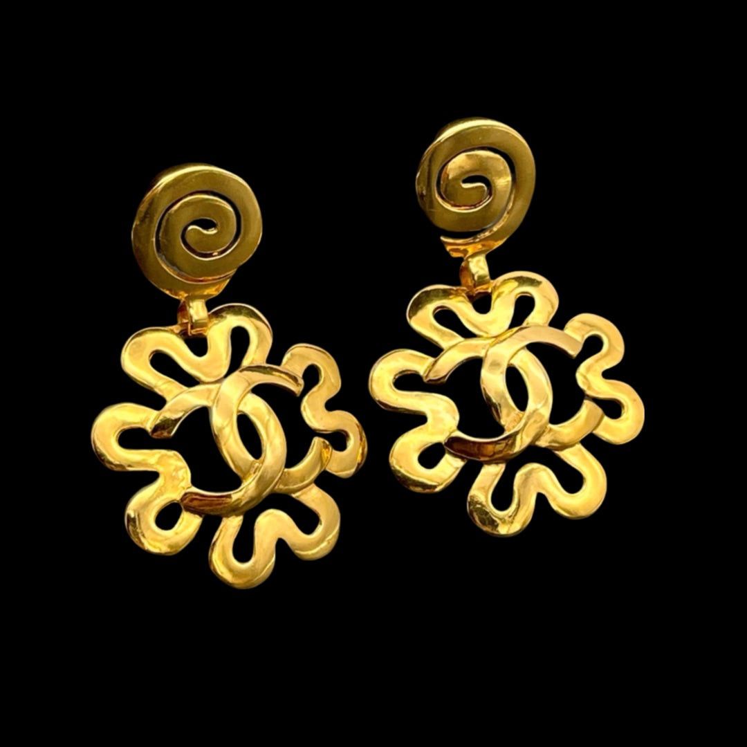 Chanel Chanel Flower Motif Jumbo Coco Mark Swing Earrings 95P Size ONE SIZE - 3 Thumbnail