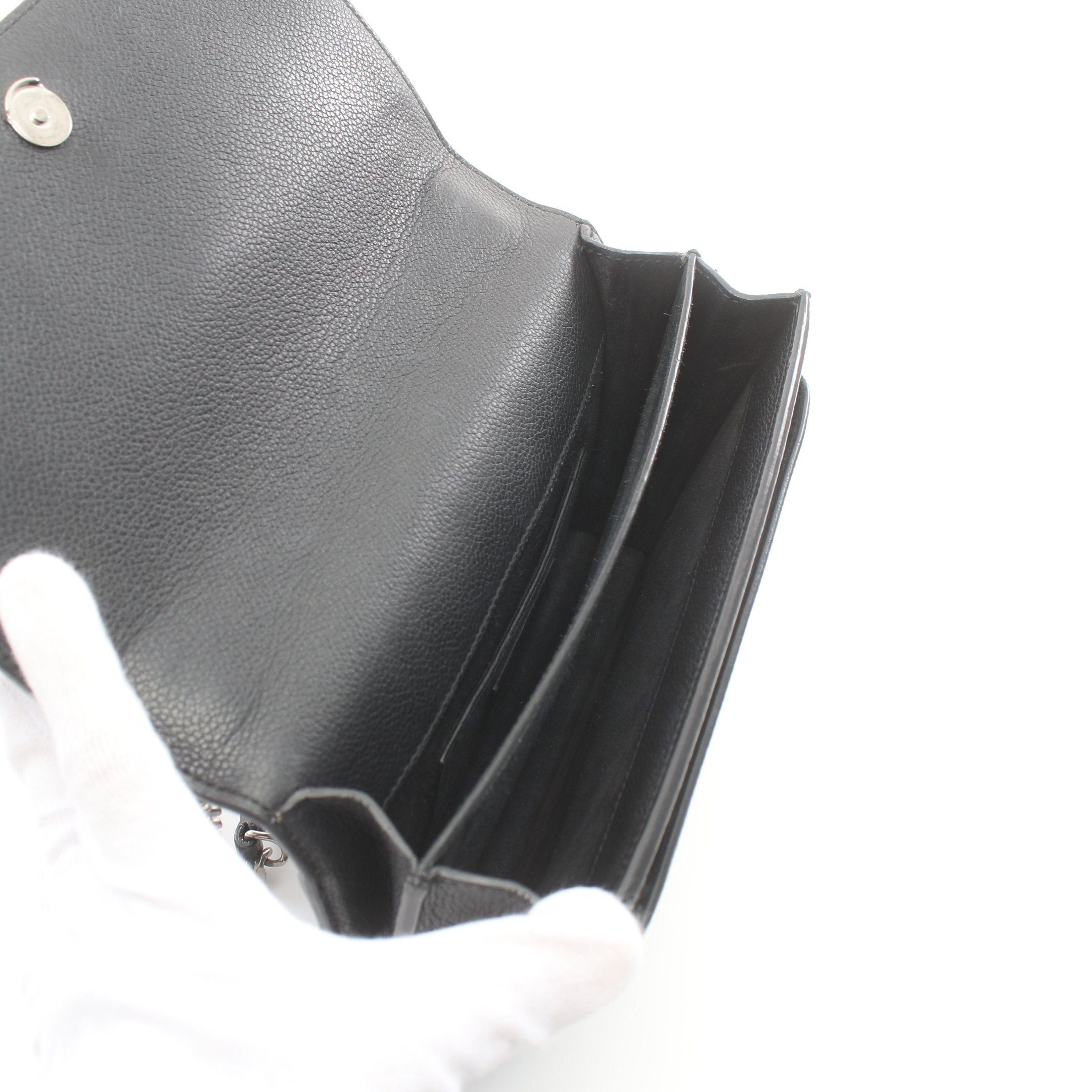 Yves Saint Laurent Yves Saint Laurent Ysl Logo Chain Shoulder Bag Leather Black Size ONE SIZE - 3 Thumbnail