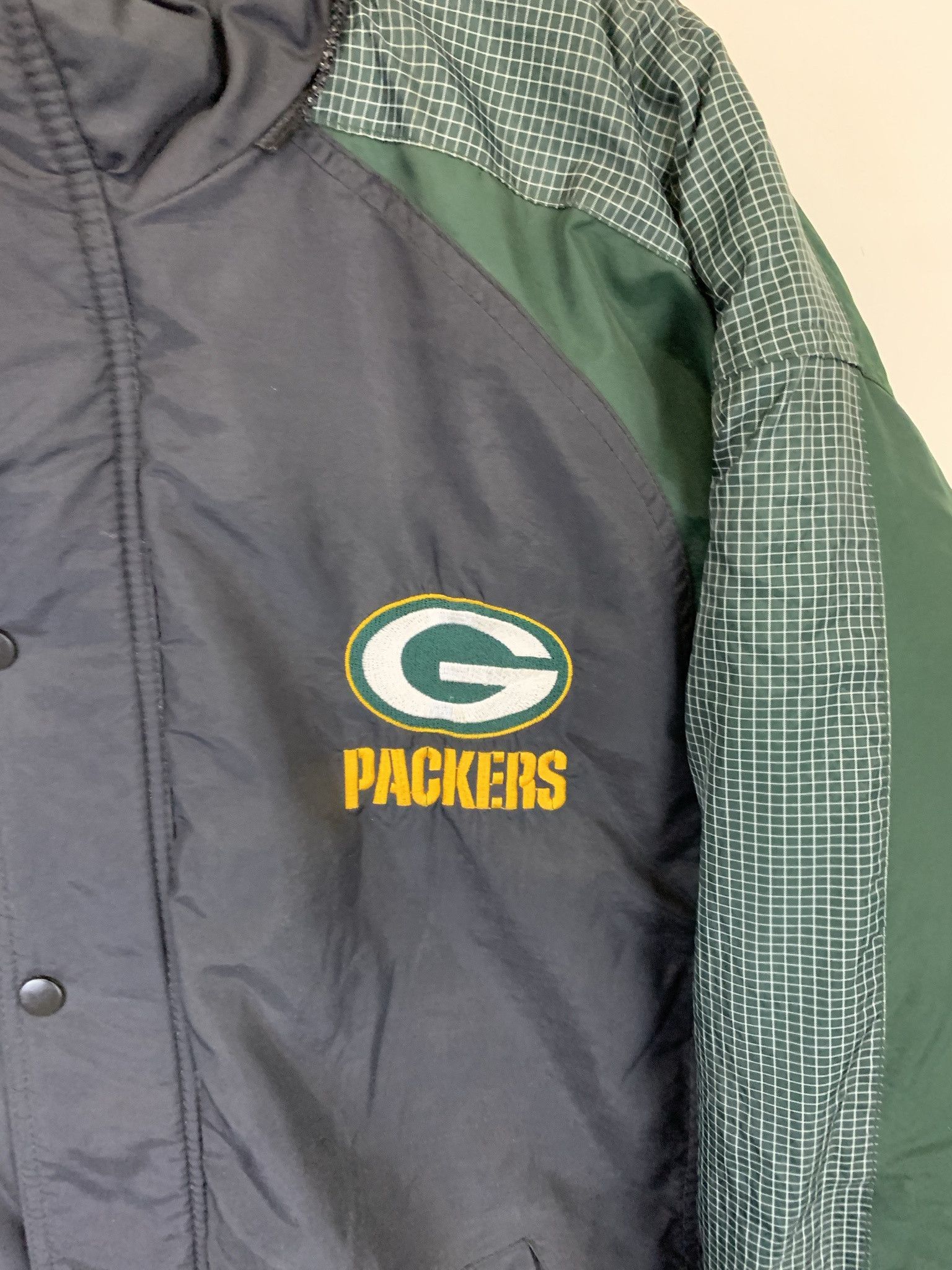 NFL × Vintage Vintage 1990s Green Bay Packers Puffer Jacket Embroider Started Jacket Packers Size XL Size US XL / EU 56 / 4 - 3 Thumbnail