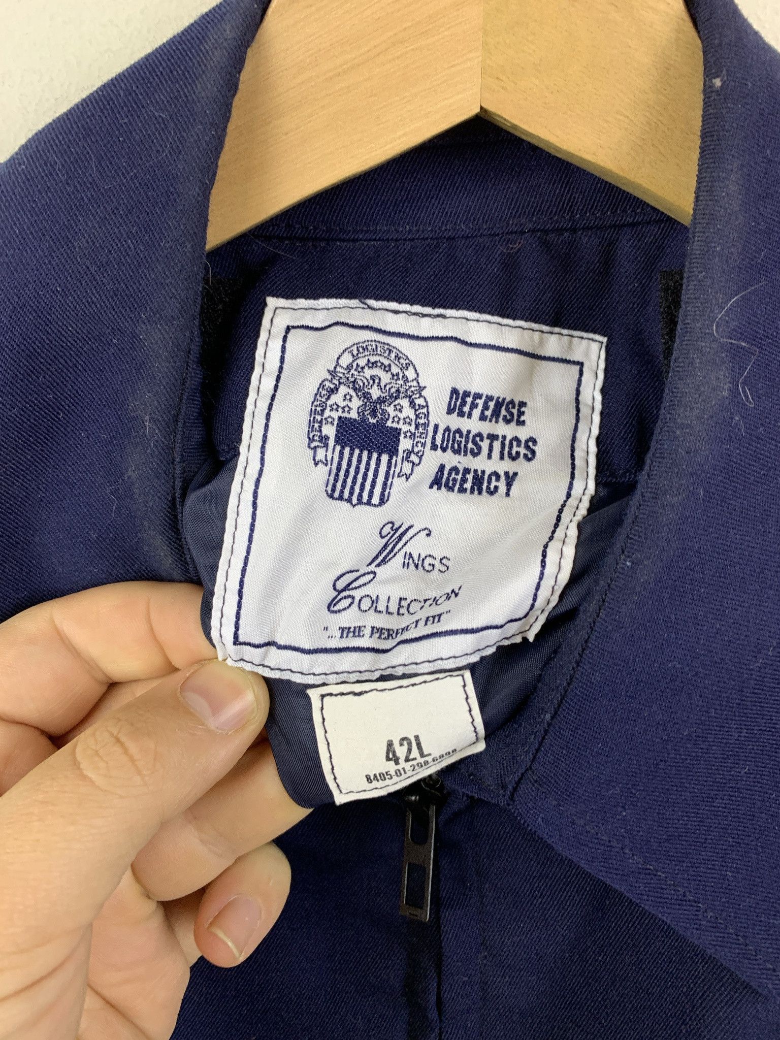 Vintage Vintage 1990s US Air Force Navy Zip Bomber Jacket Size M (42L) Size US M / EU 48-50 / 2 - 2 Thumbnail