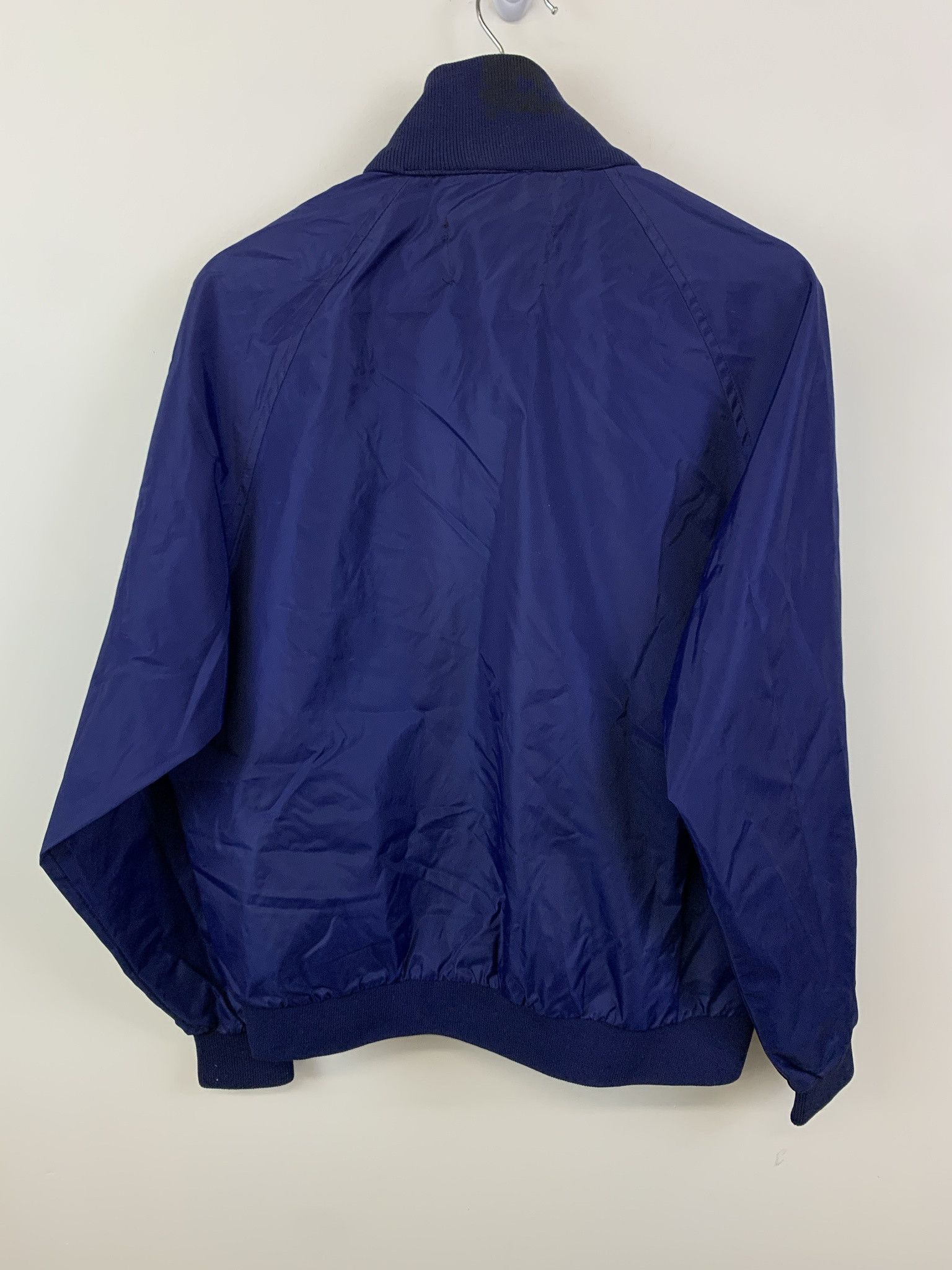 Vintage Vitnage 1990s Eddie Bauer Navy Lght Half Snap Windbreaker Size M Size US M / EU 48-50 / 2 - 3 Thumbnail