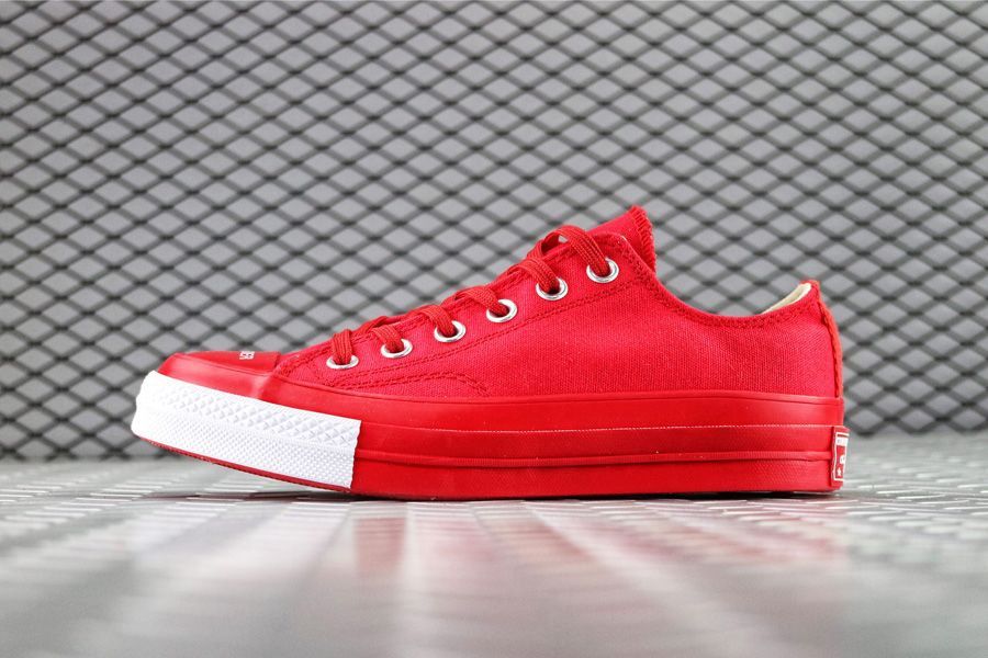 Undercover converse red hotsell