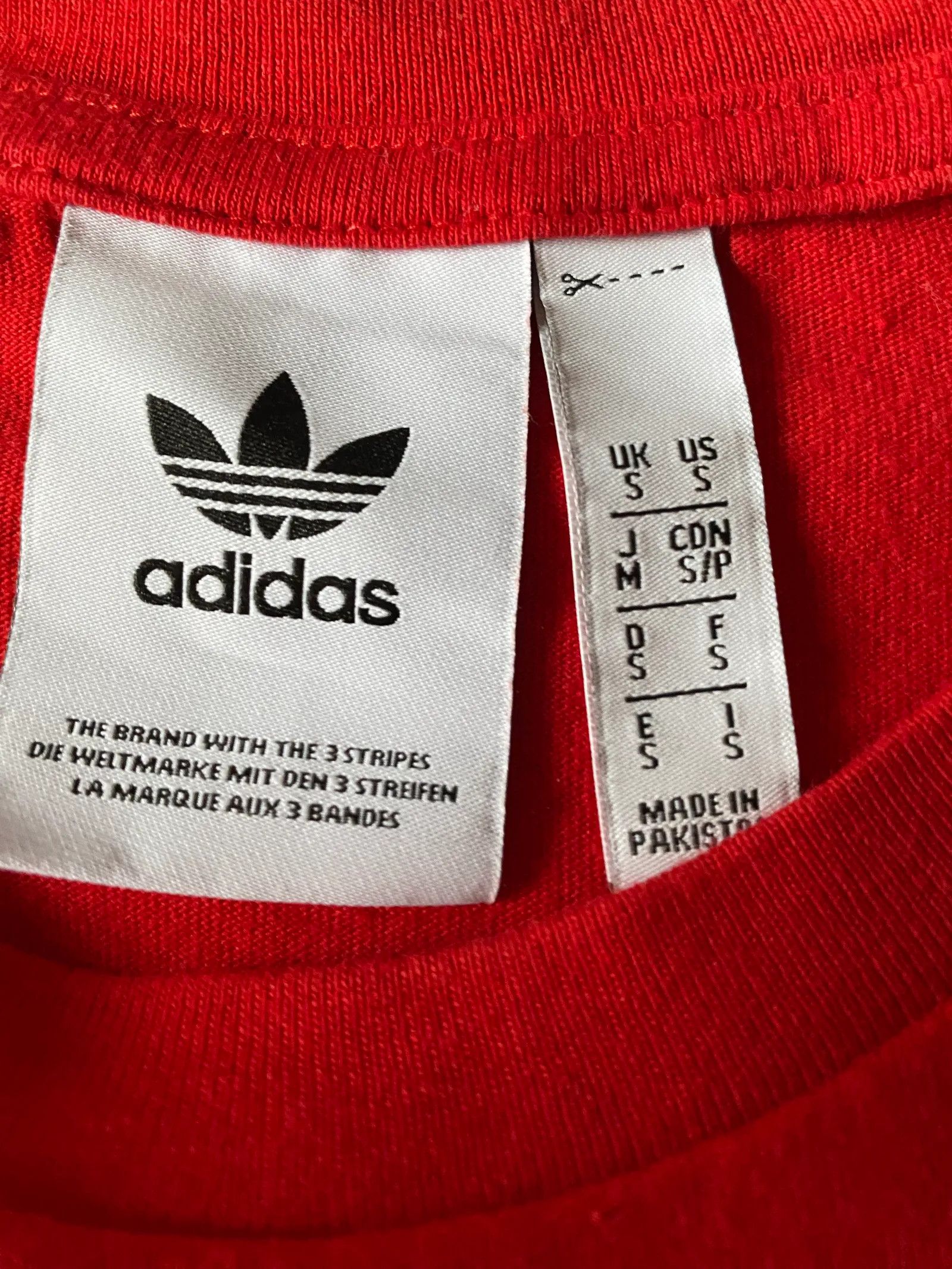 Adidas Adidas T-shirt Size US S / EU 44-46 / 1 - 2 Thumbnail