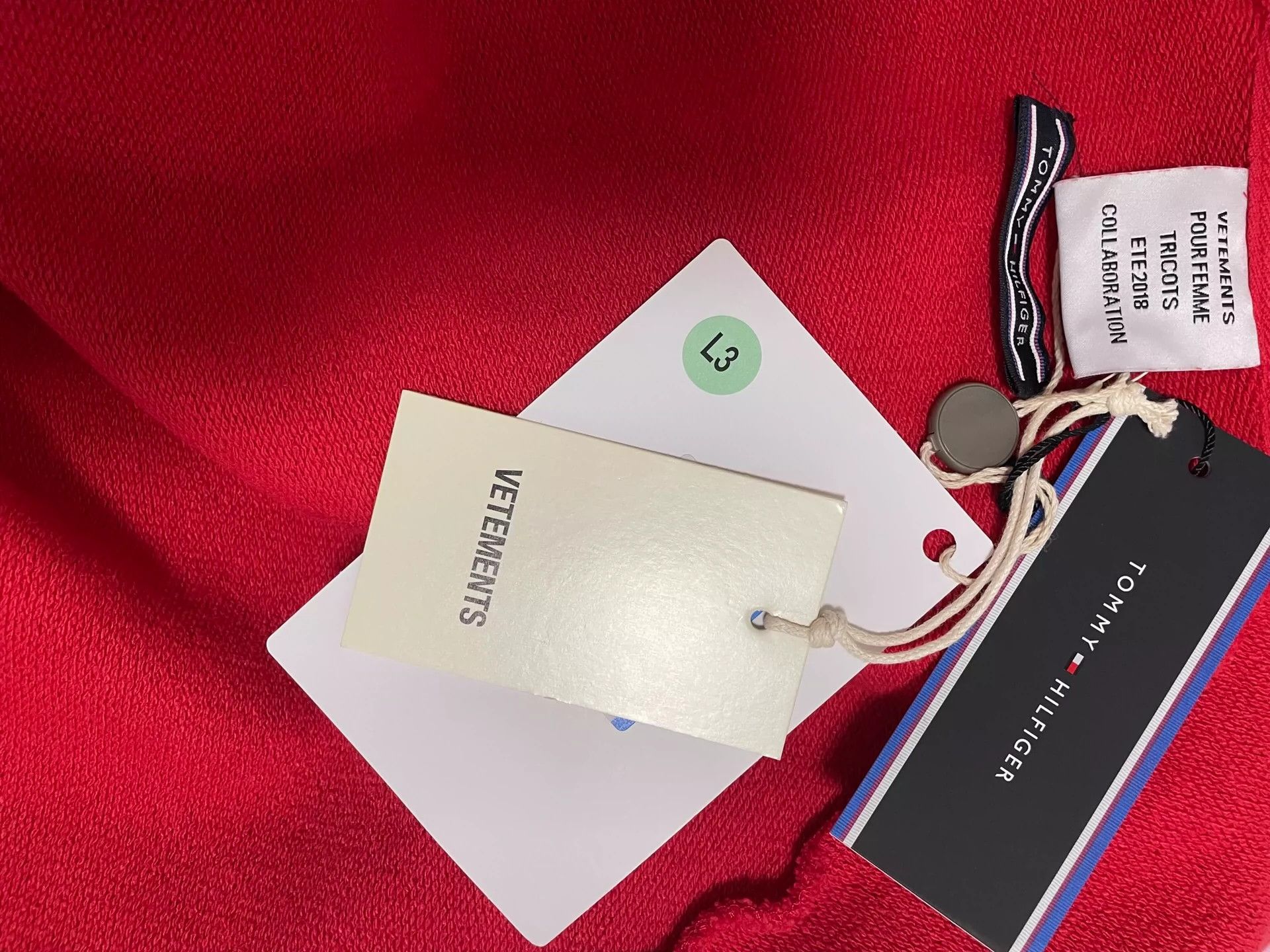 Vetements Vetements 2018 ss Tommy Hilfiger brand new collaboration -DMC Size US S / EU 44-46 / 1 - 6 Thumbnail