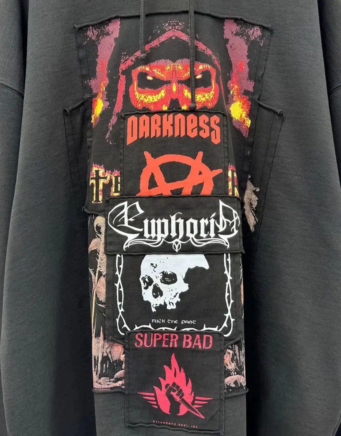 Vetements Vetements+Velcro Sanskrit sweatshirt -DMC Size US M / EU 48-50 / 2 - 2 Thumbnail