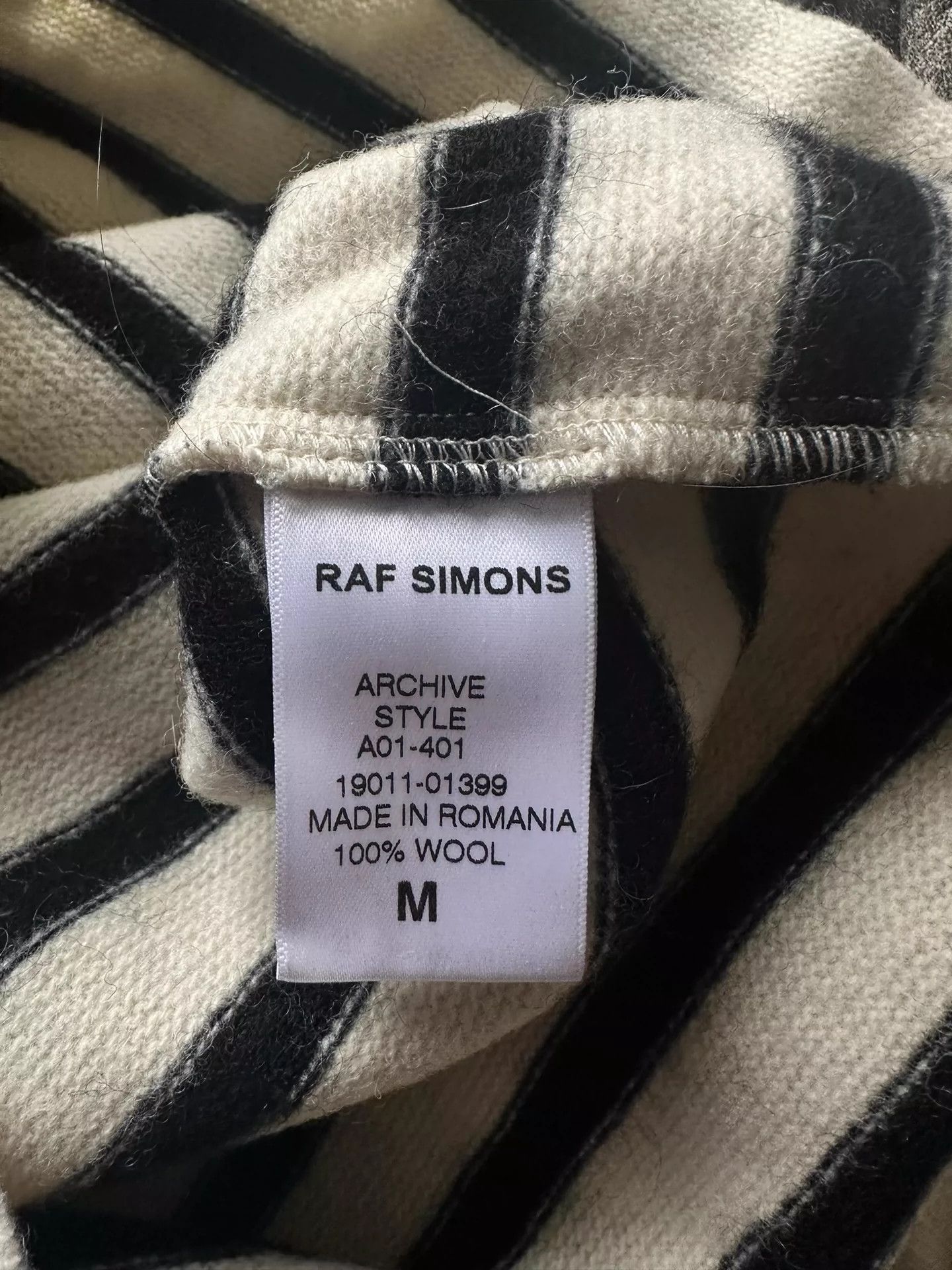 Raf Simons Raf Simons sweater -DMC Size US M / EU 48-50 / 2 - 5 Thumbnail