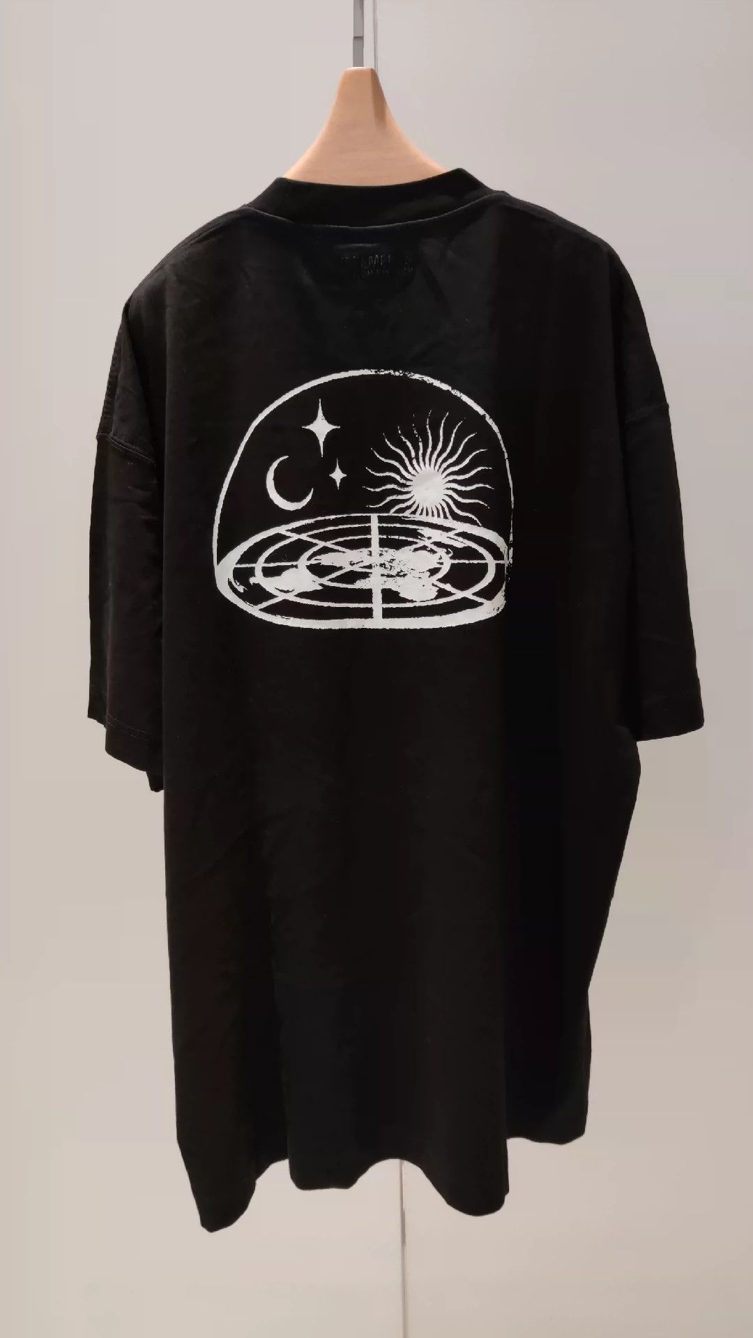 Vetements VETEMENTS Black Short Sleeve -DMC Size US L / EU 52-54 / 3 - 2 Thumbnail