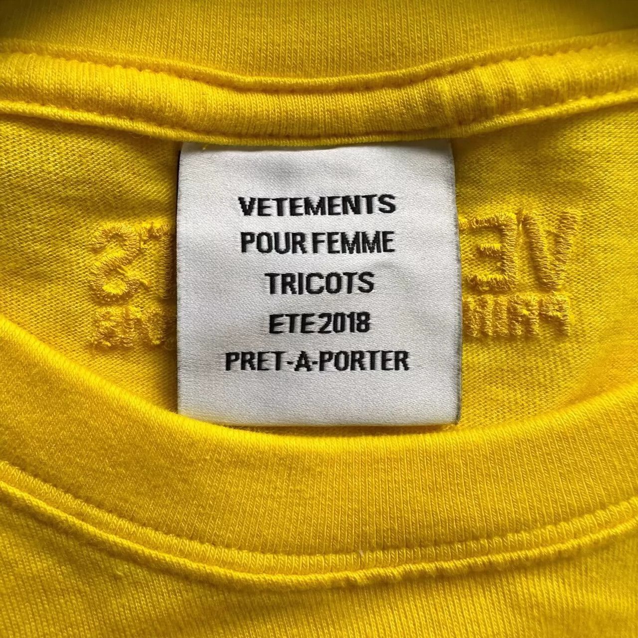 Vetements VETEMENTS SS18 DHL Co Piece Printed Long Sleeve T-shirt -DMC Size US M / EU 48-50 / 2 - 7 Thumbnail