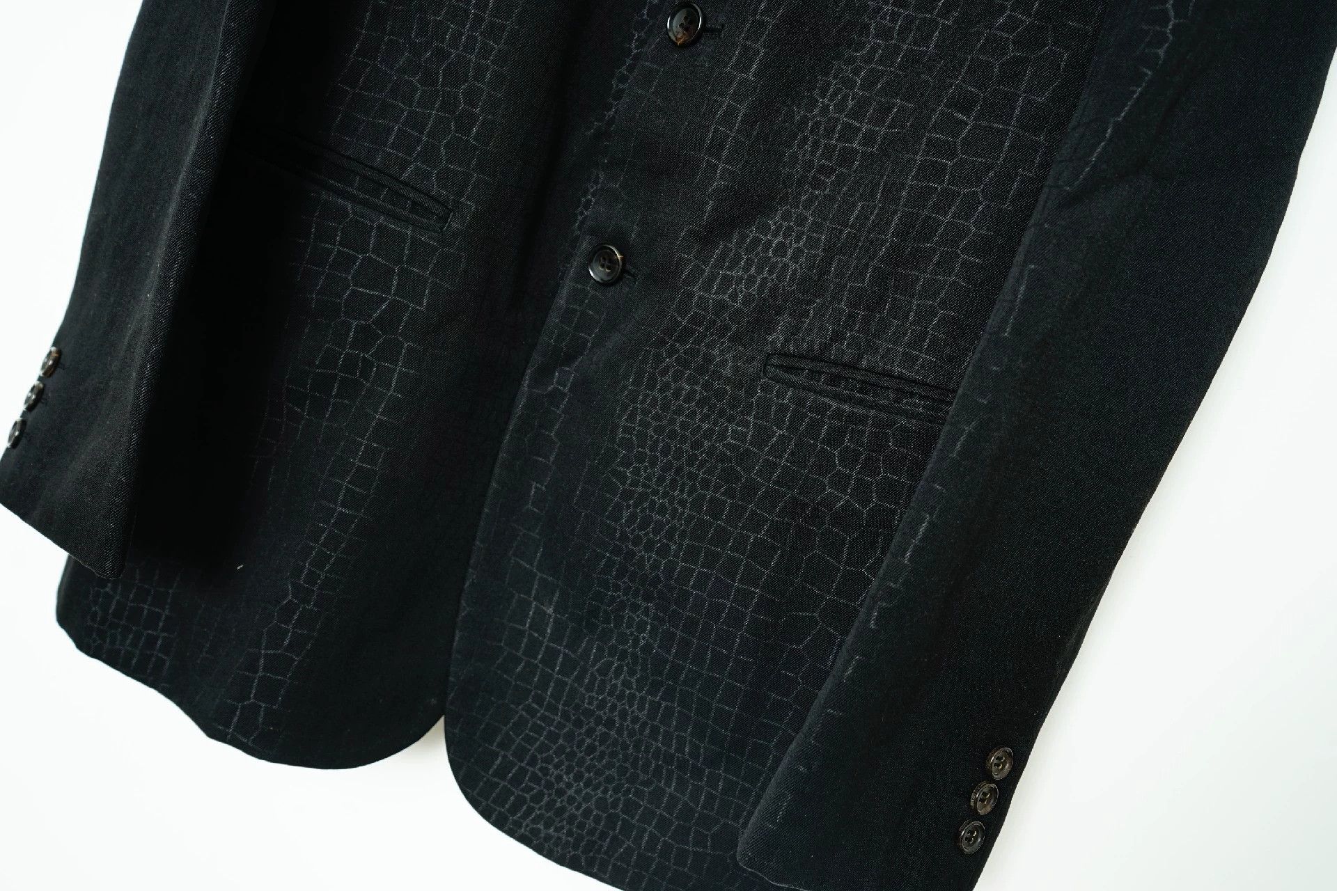 Comme des Garcons Comme Des Garcons Dark patterned suit jacket jacket -DMC Size US M / EU 48-50 / 2 - 4 Thumbnail