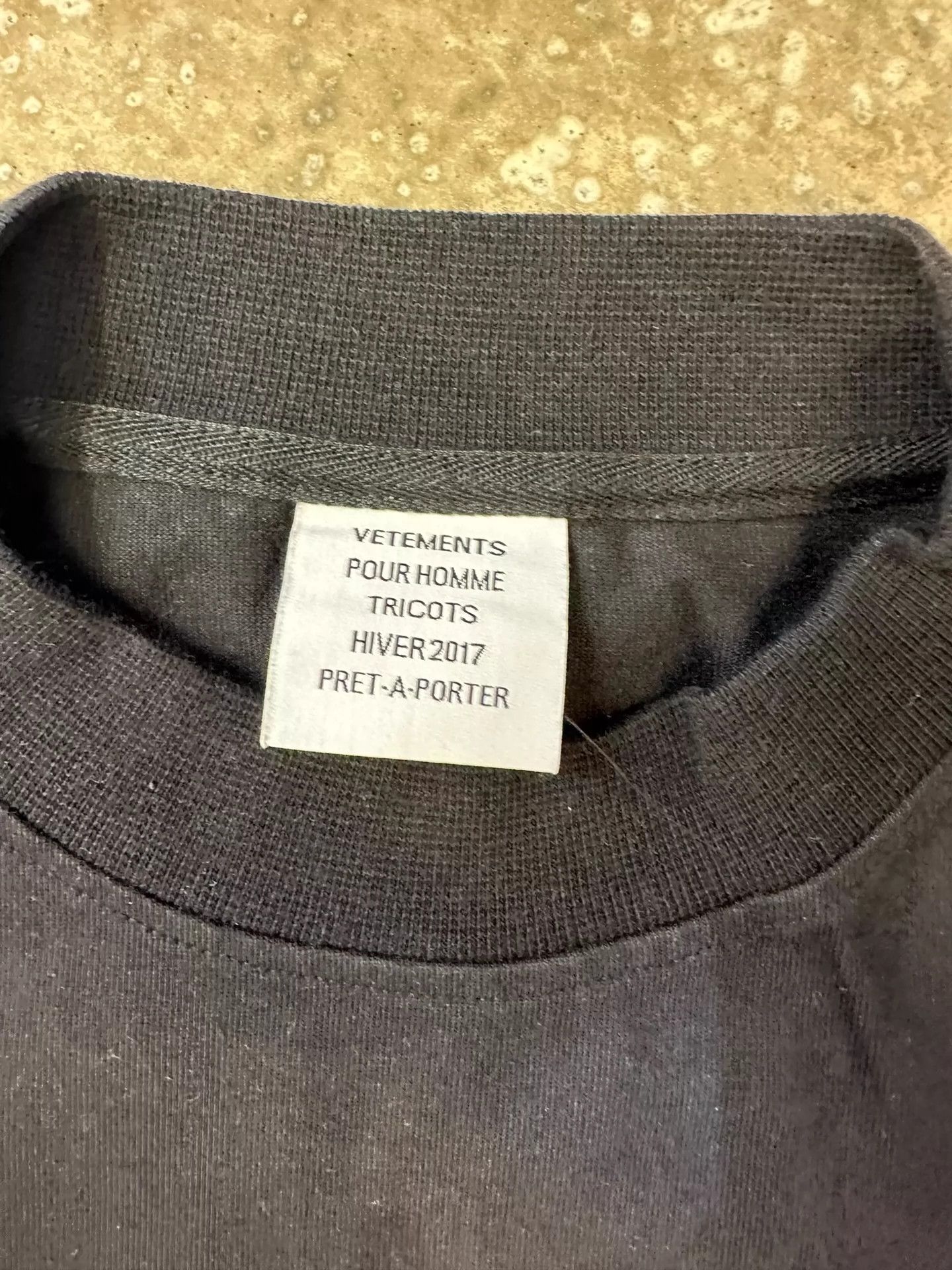 Vetements vetements 17 long T-shirt -DMC Size US M / EU 48-50 / 2 - 4 Thumbnail