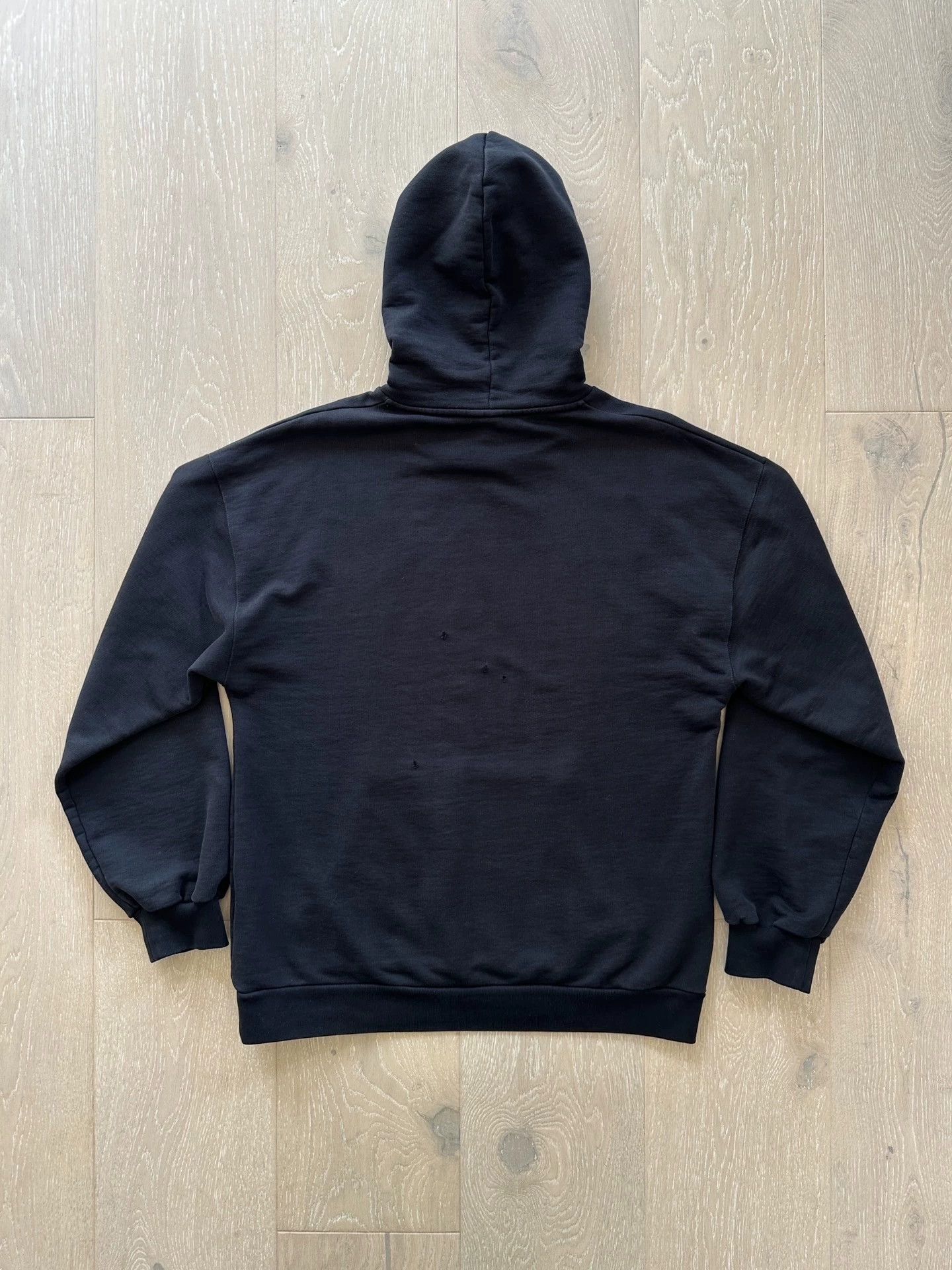 Vetements Vetements 19SS bullseye print bullet hole damage hoodie -DMC Size US S / EU 44-46 / 1 - 3 Thumbnail