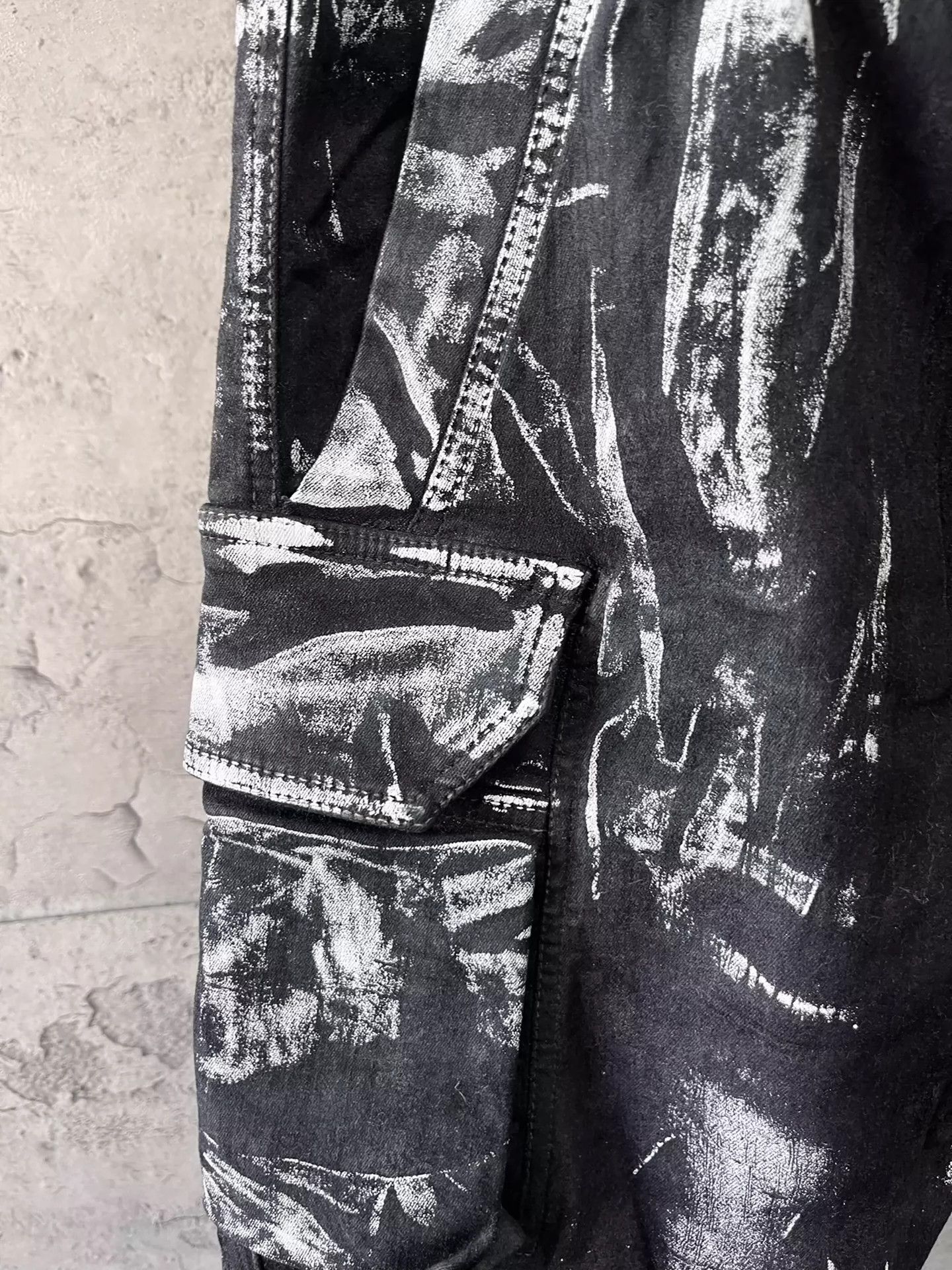 Rick Owens Rick owens 21fw painted overalls pants - -DMC Size US 36 / EU 52 - 2 Thumbnail