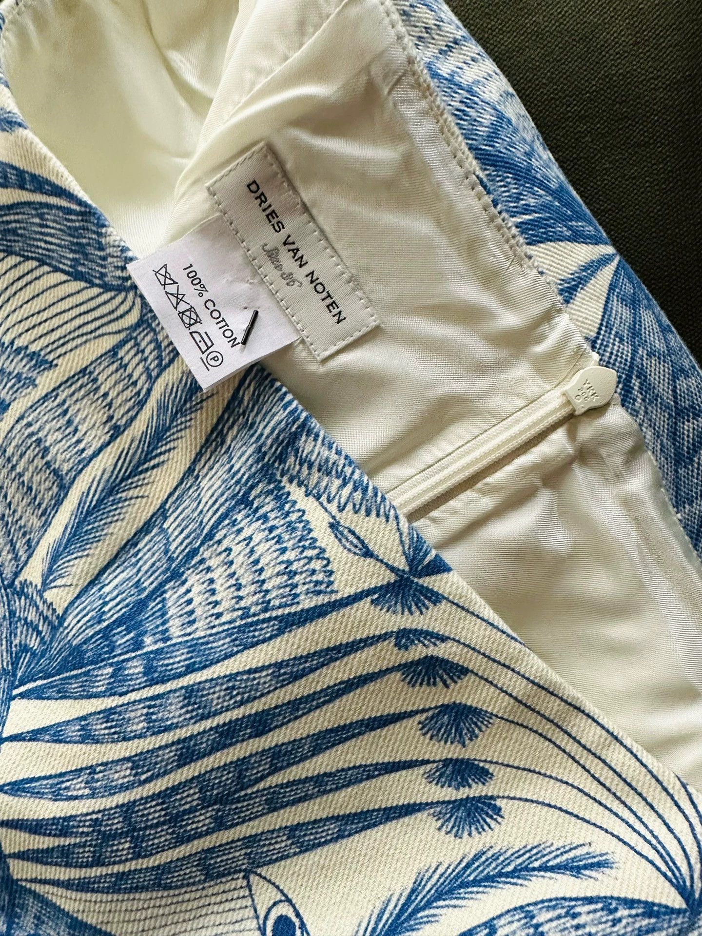 Dries Van Noten DRIES VAN NOTEN shows a feather print half dress -DMC Size US 36 / EU 52 - 3 Thumbnail