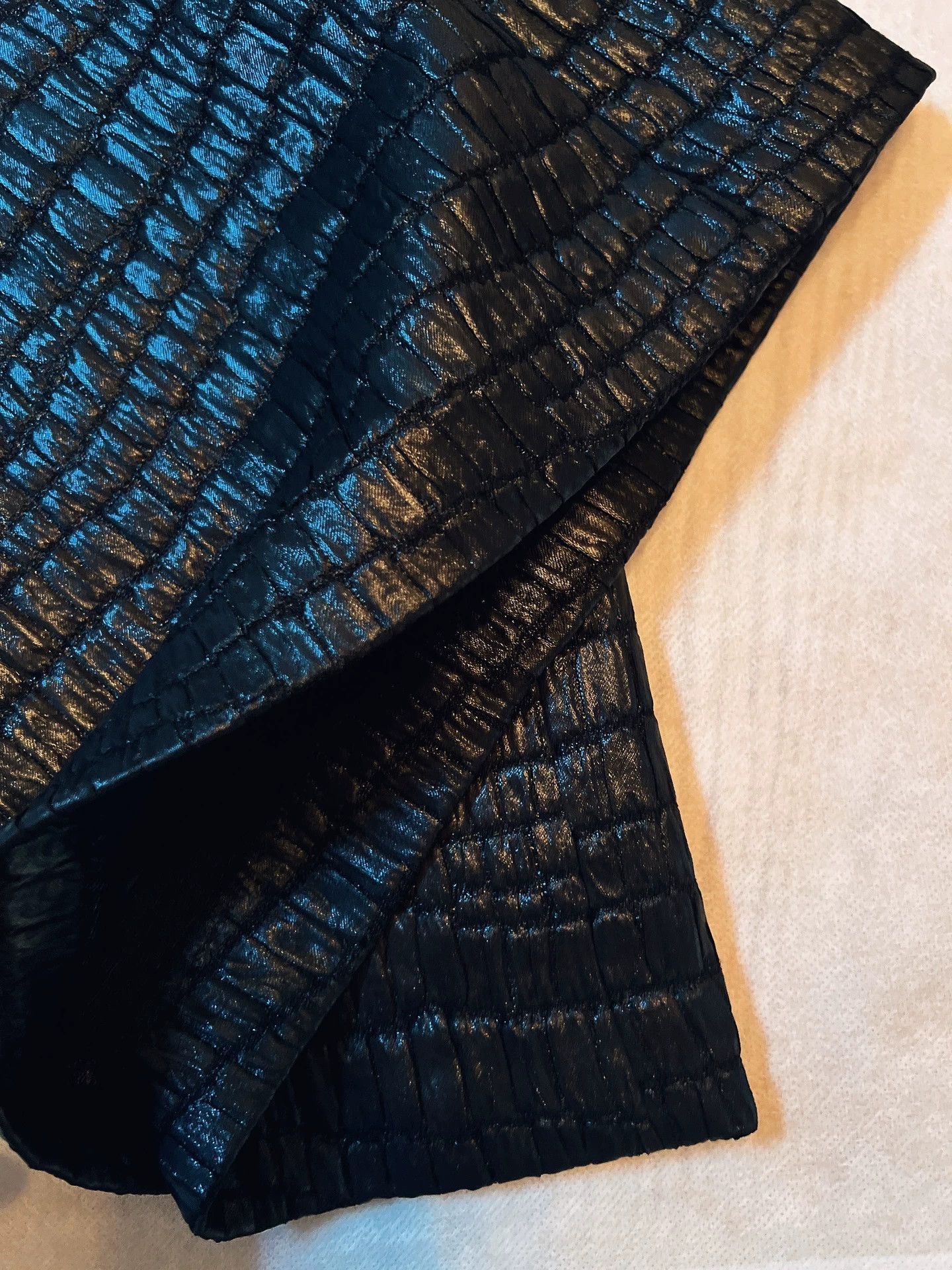 Dries Van Noten DRIES VAN NOTEN Alligator textured skirt - -DMC Size US 38 / EU 54 - 6 Thumbnail